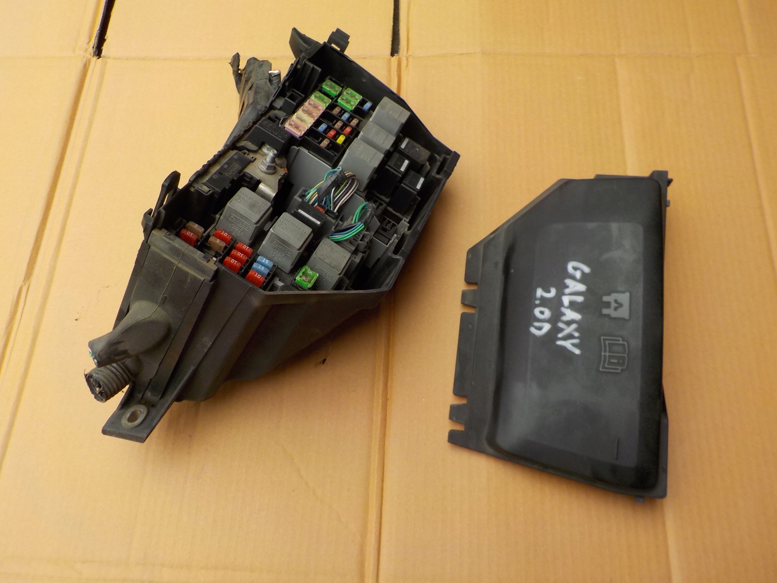 Boîte Module fusibles ford galaxy mk2 2,0 tdci 2008r