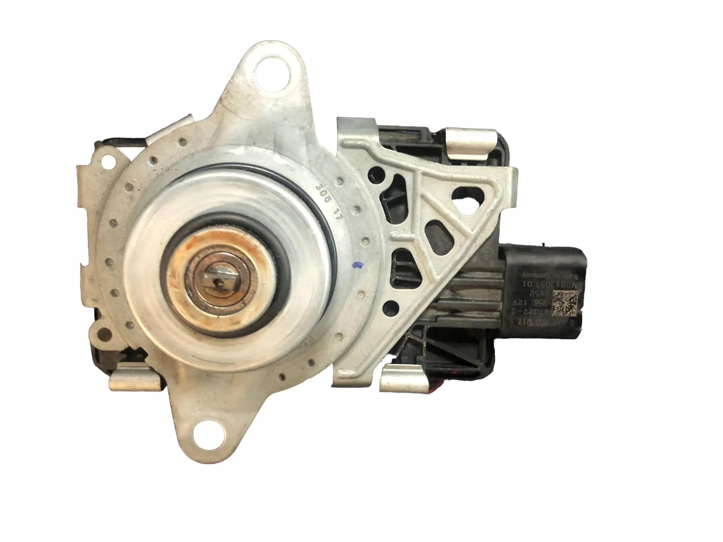 BMW 5 F10 F11 2016 регулятор редуктора 8485040