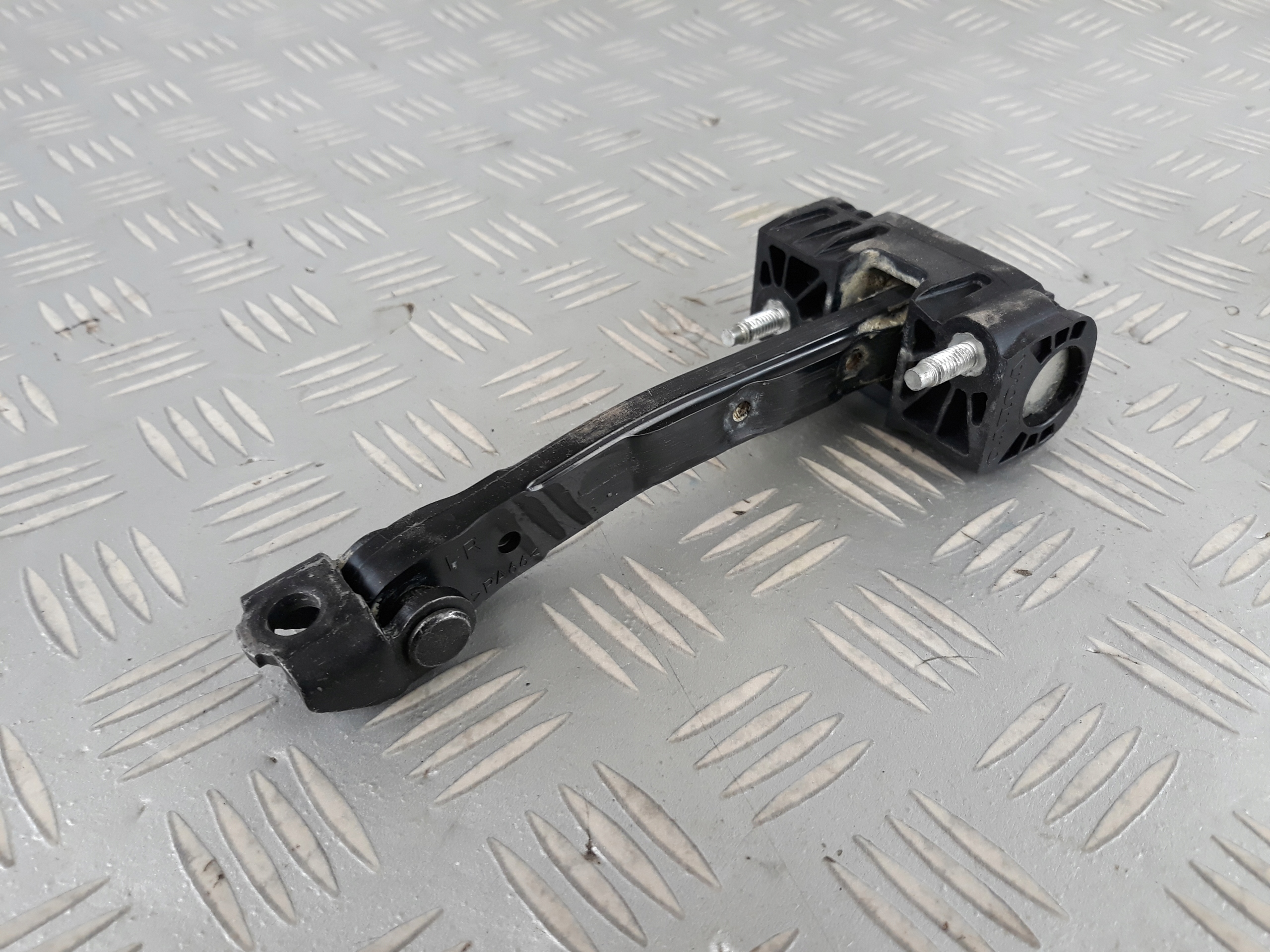 31298466 ограничитель двери VOLVO XC70 II 2 2007-16