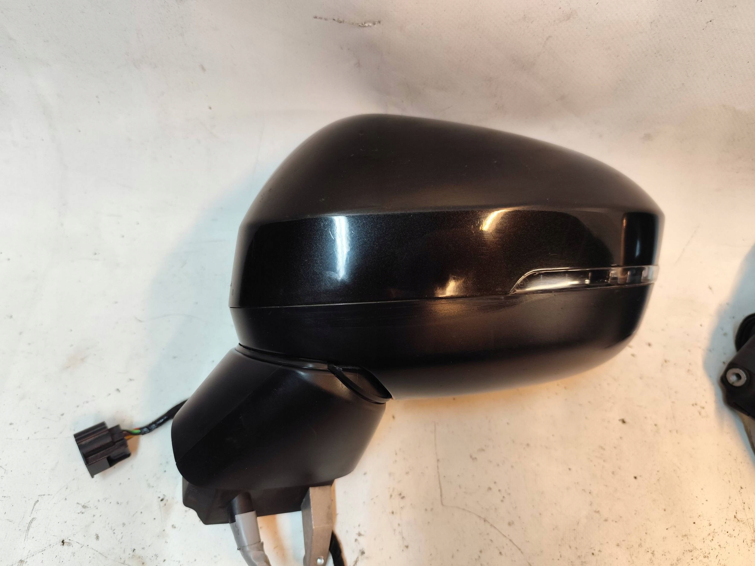 NISSAN JUKE II F16 mirror left 8 PIN
