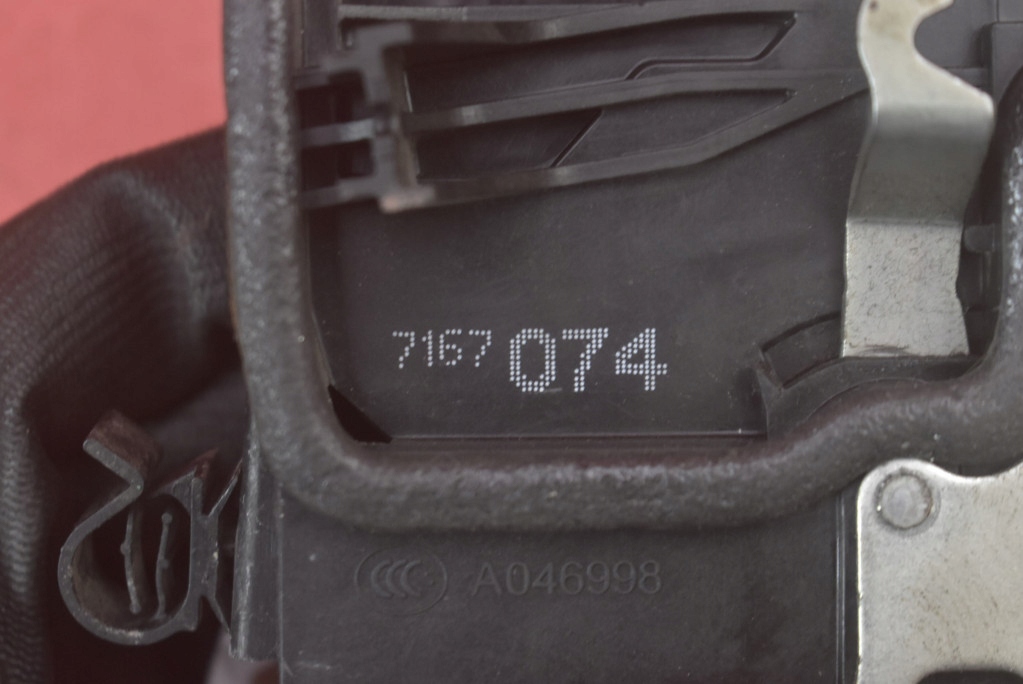 lock door right front front EU 7167074 BMW X5 E70 06-10