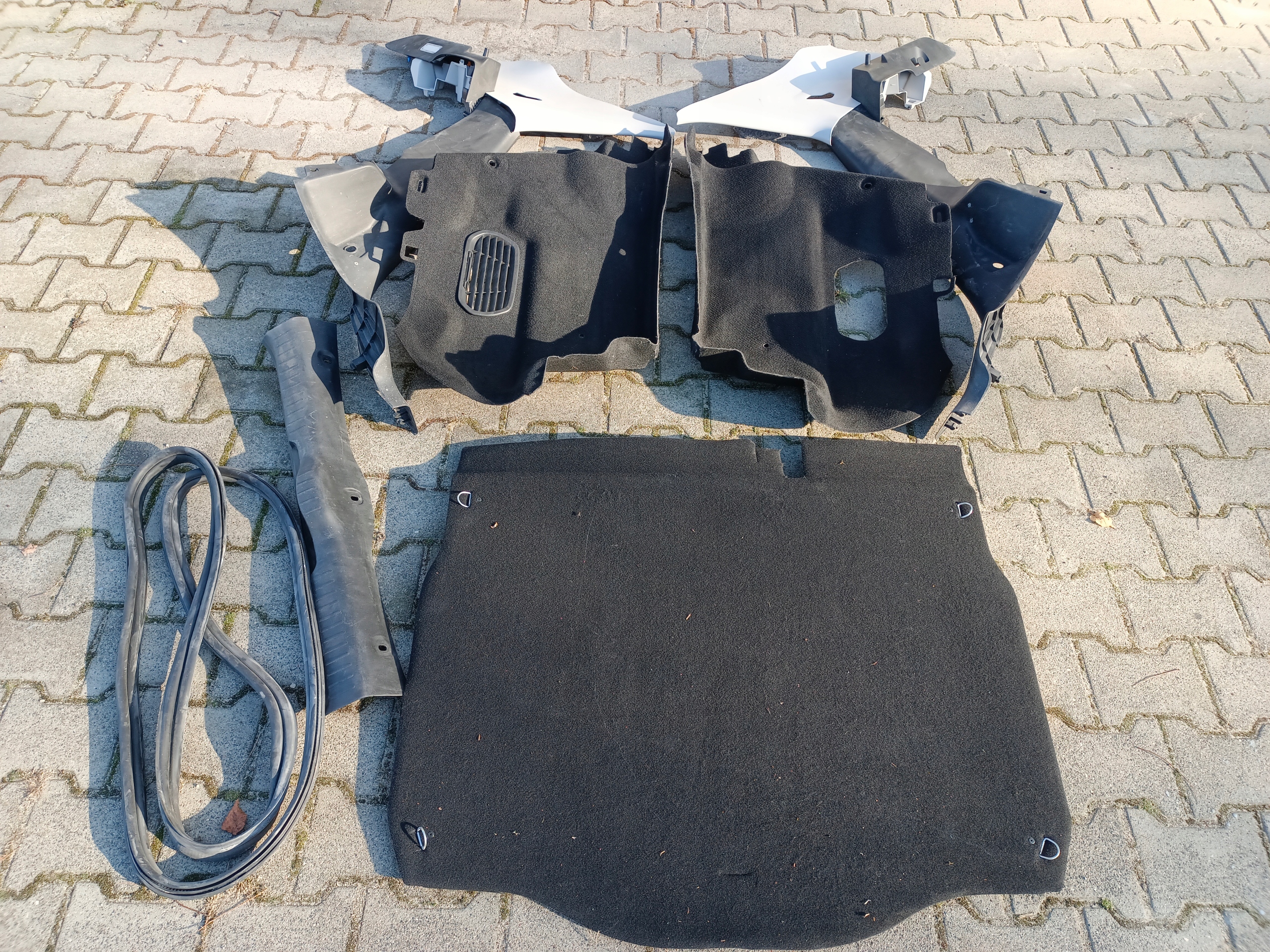 9801288QZD - Килимки для багажника CITROEN C4 CACTUS