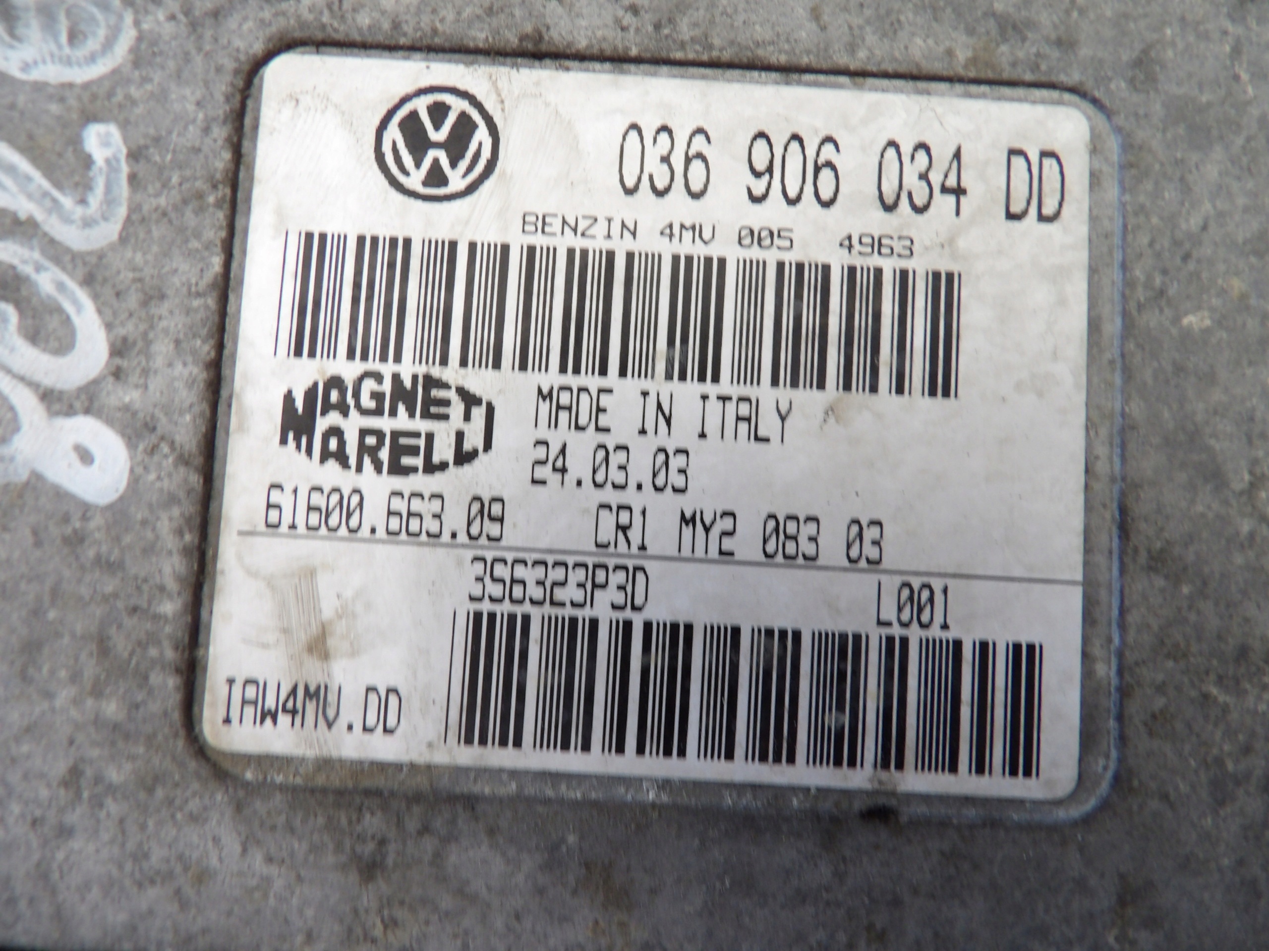 VW POLO IV 1.4 control unit of the engine 036906034DD