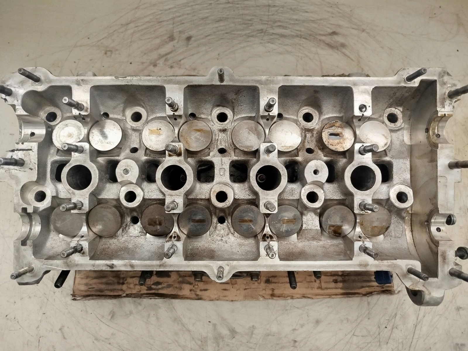 TESTATA Motore VWAG 077103373M/L 4.2 16V V8 ABZ