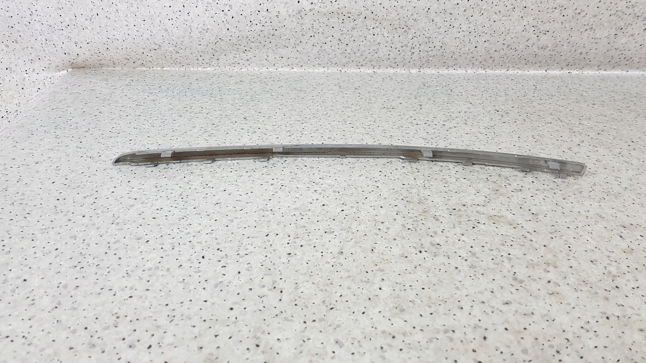 AUDI A8 D3 2005 - cap moulding CHROM of a bumper 4E0807244AA right D 9386