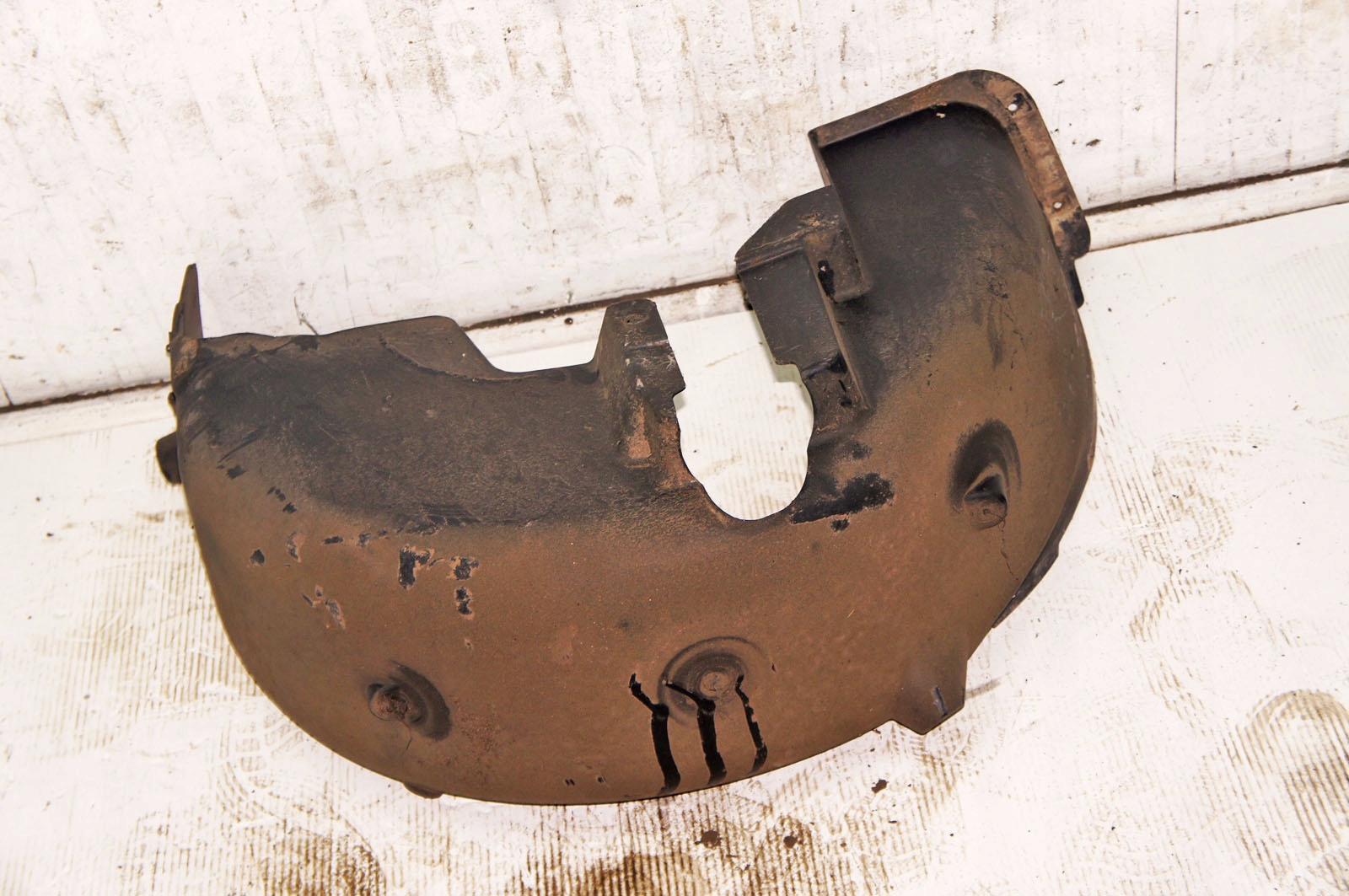 UB200 SKODA SCALA подкрылки левый зад