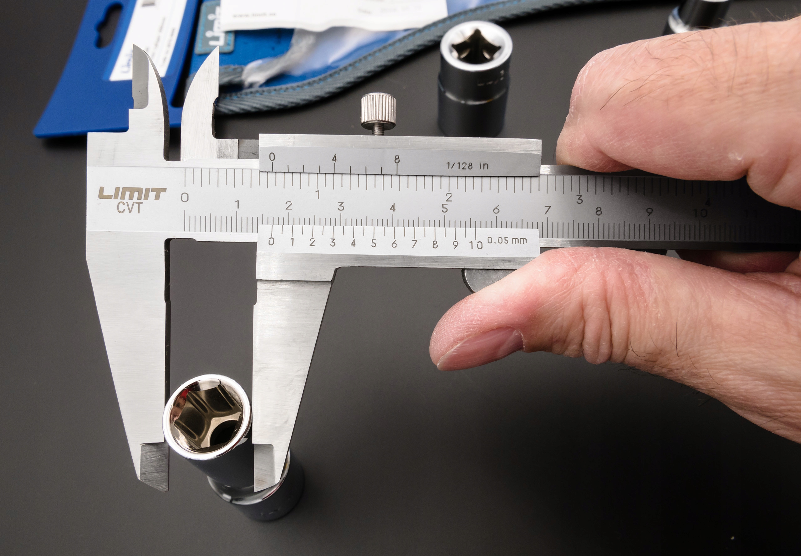 SUWMIARKA ANALOGOWA 200 mm LIMIT CVT 2670-0609 Maksymalny zakres pomiaru 200 mm