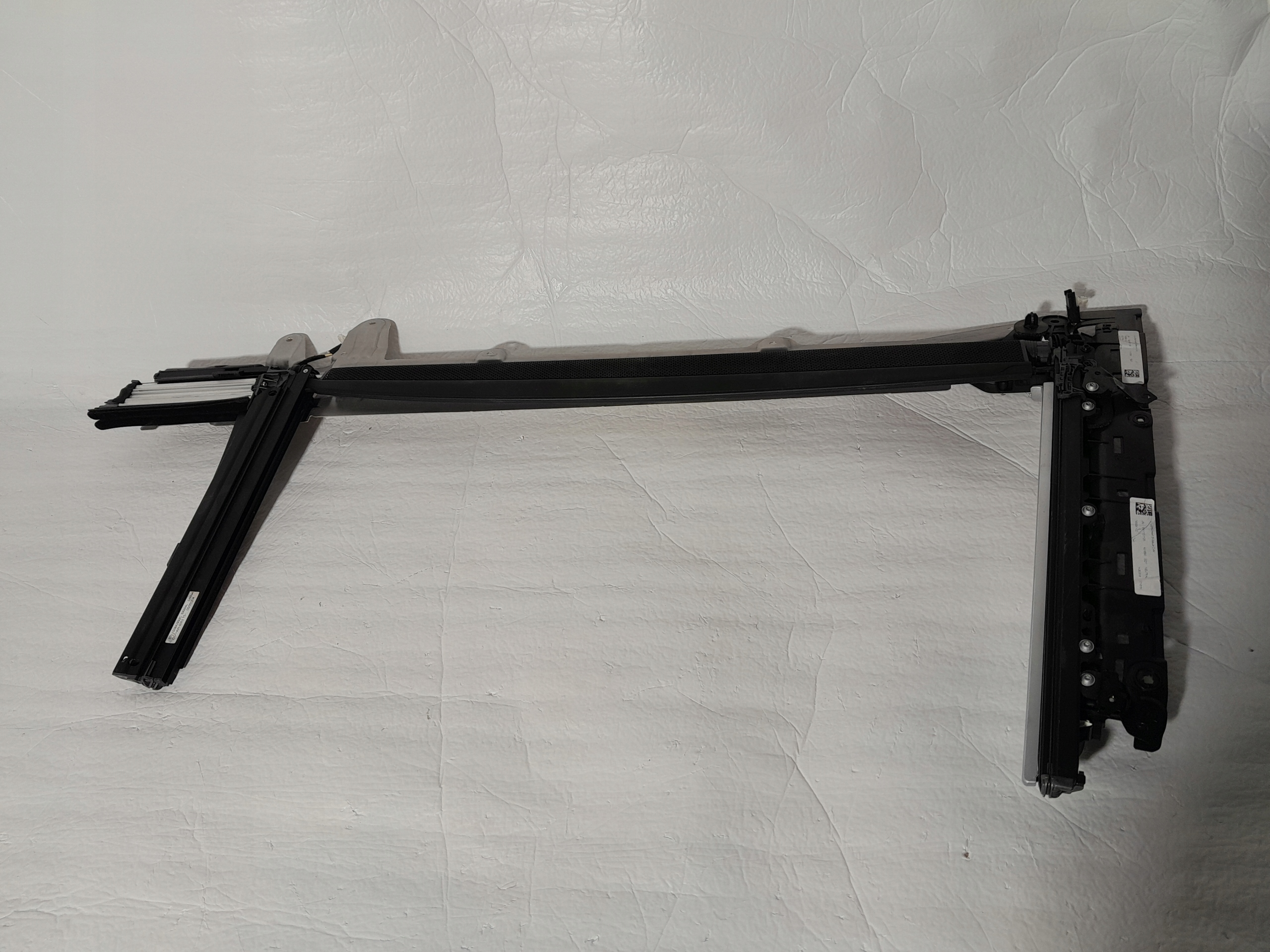 BMW 7 G12 blinds windows left rear part 7338011 7469541 7469541