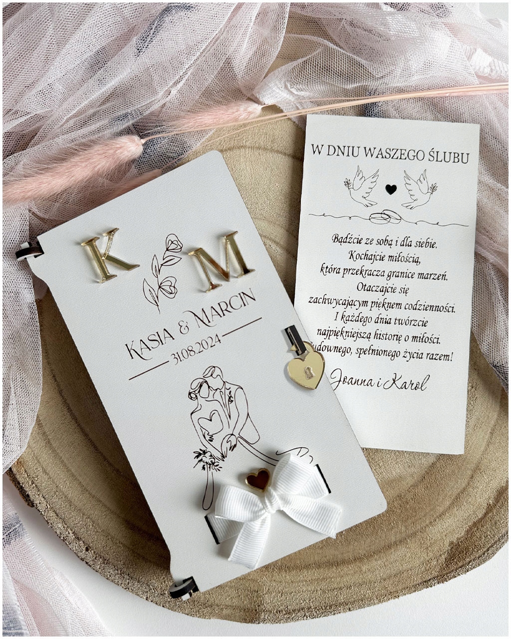 Pudełko na pieniądze Pamiątka ŚLUB WESELE drewniane życzenia PREZENT GRAWER Waga produktu z opakowaniem jednostkowym 1 kg