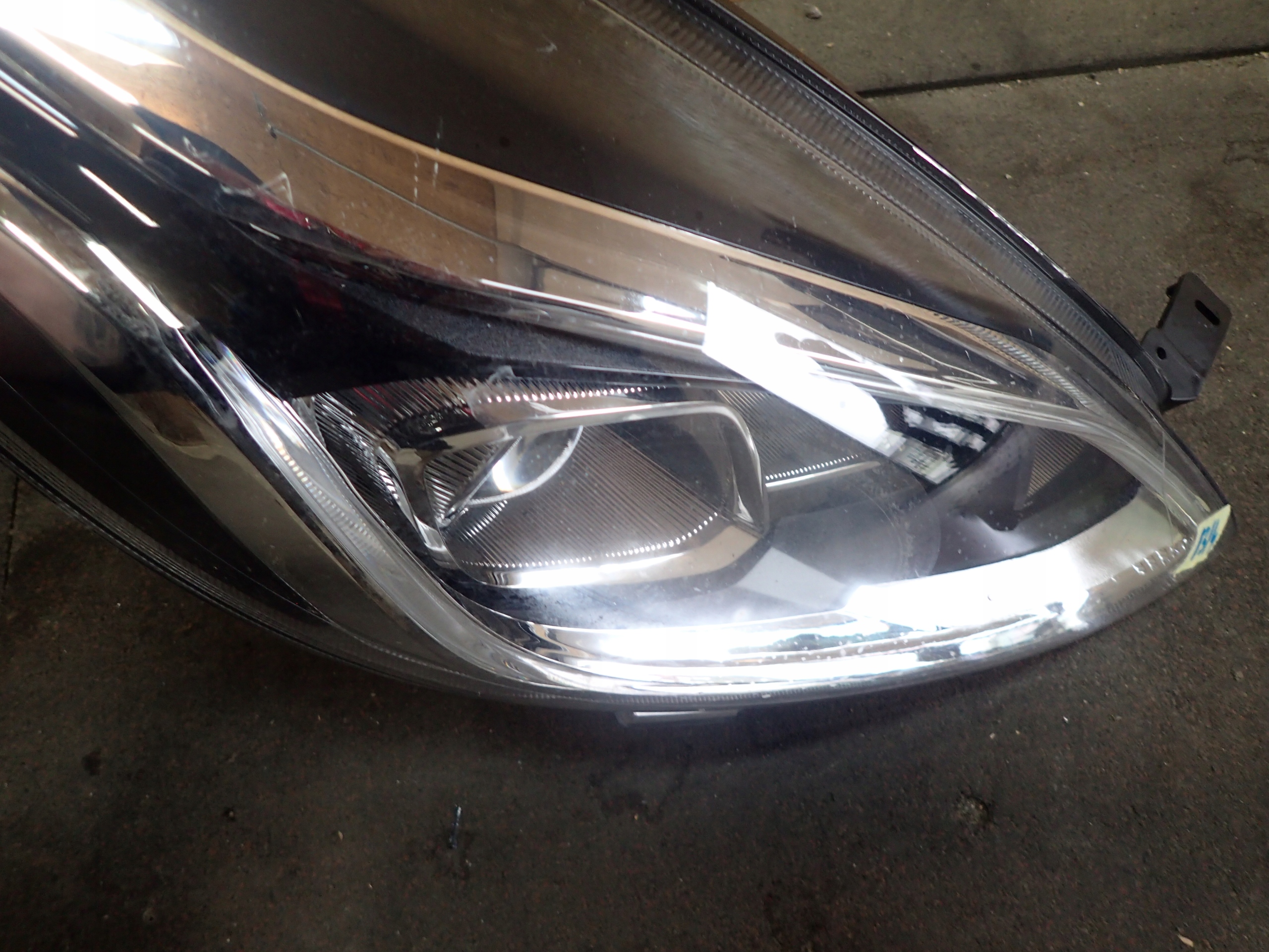 LIGHT FRONT RIGHT FORD FIESTA MK8 FULL LED