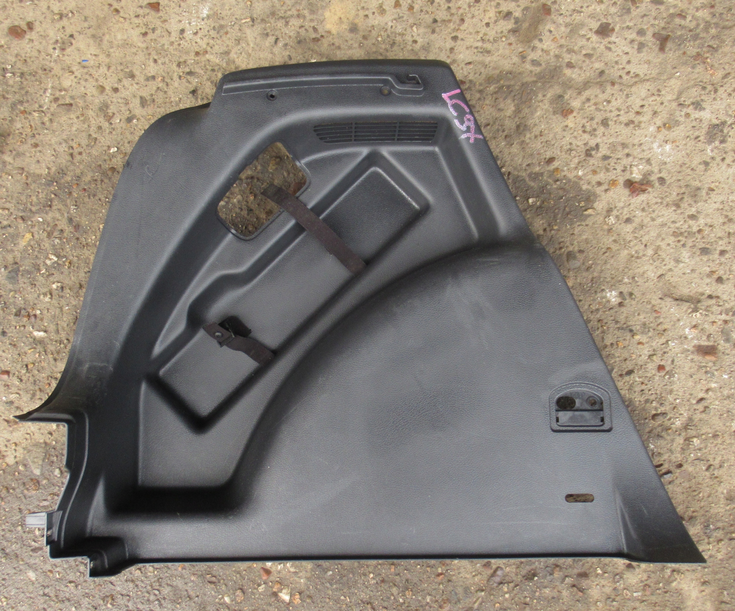VW GOLF VI+ 12R boot upholstery left