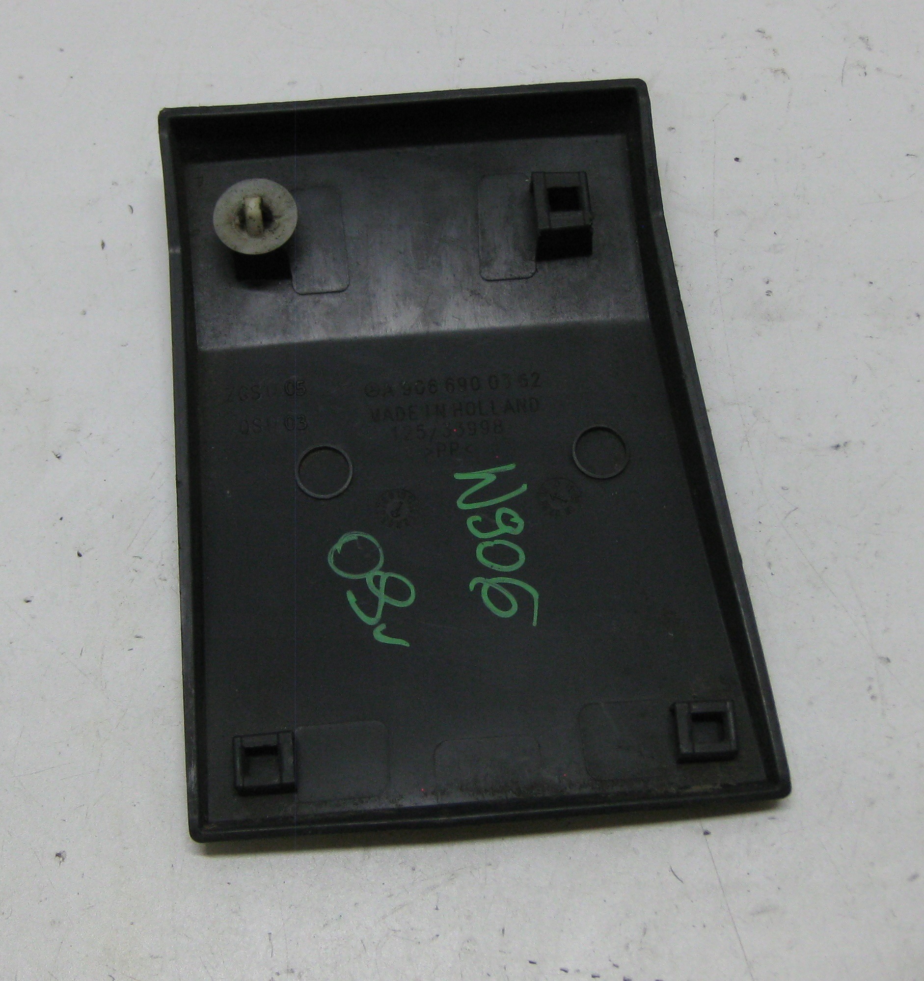 MERCEDES SPRINTER W906 moulding side A9066900362