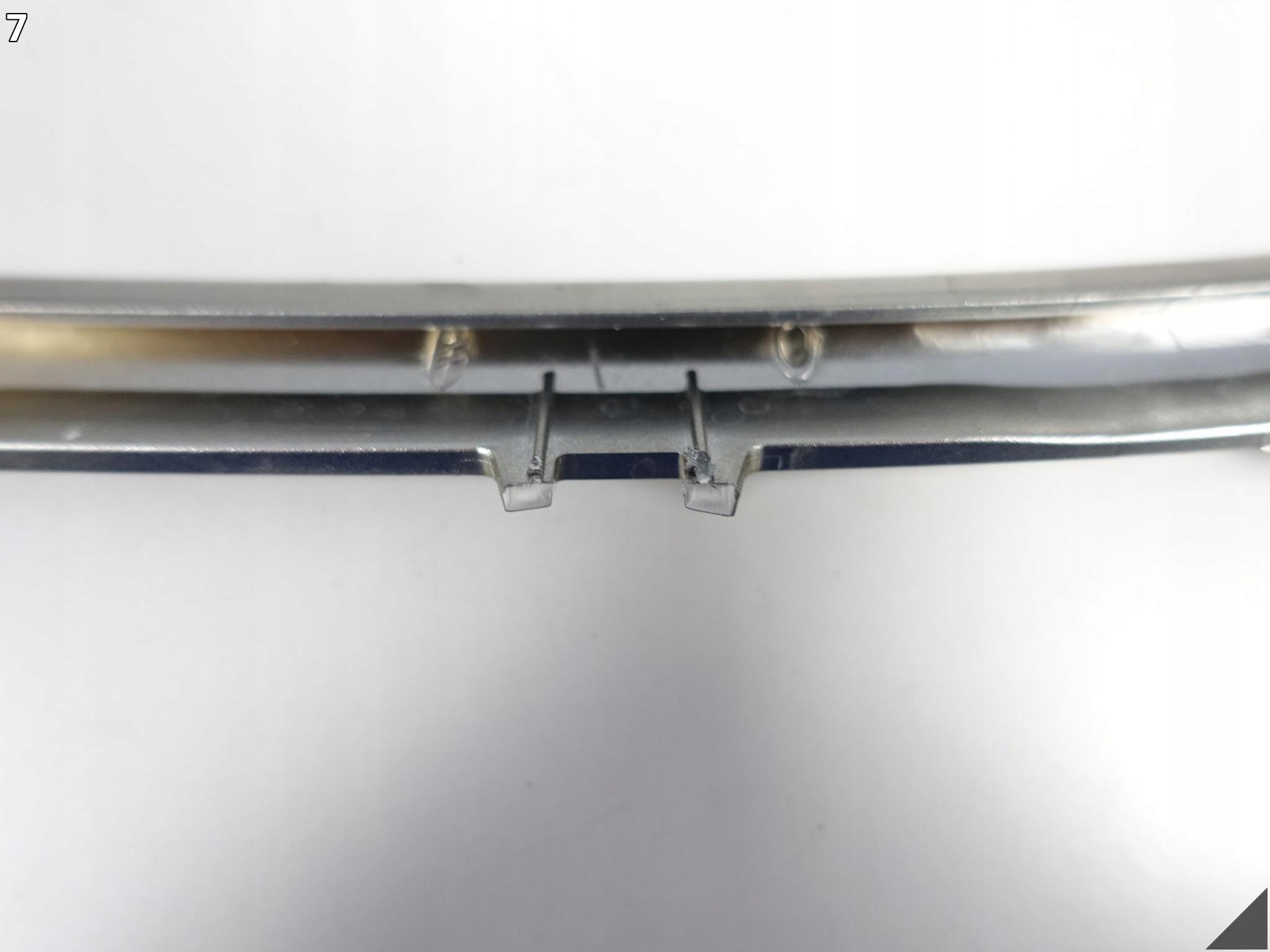 HYUNDAI STARIA 21- grid frame moulding cover OBWODKA light right front