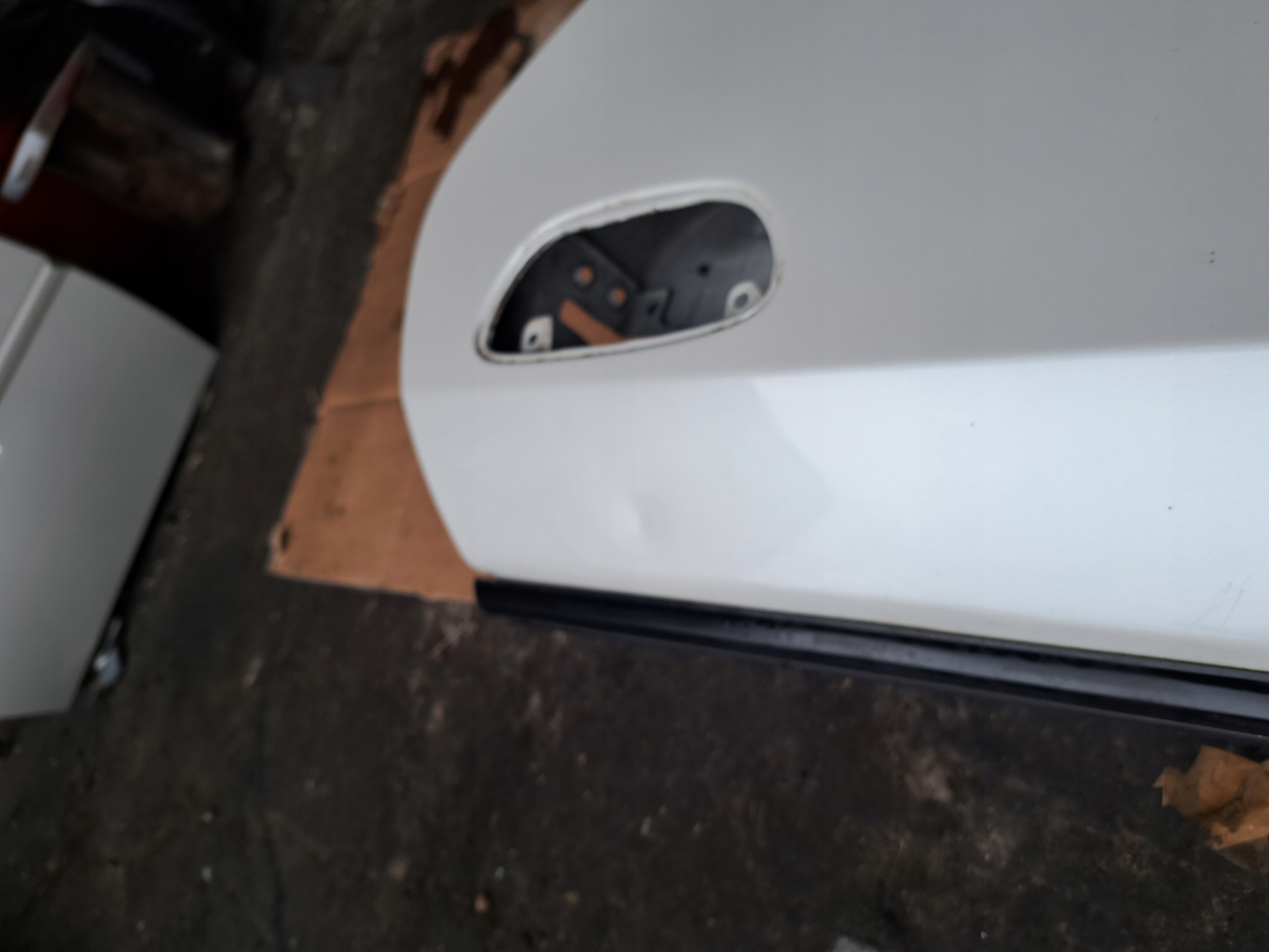 Tür links heck SUBARU LEGACY IV 37J