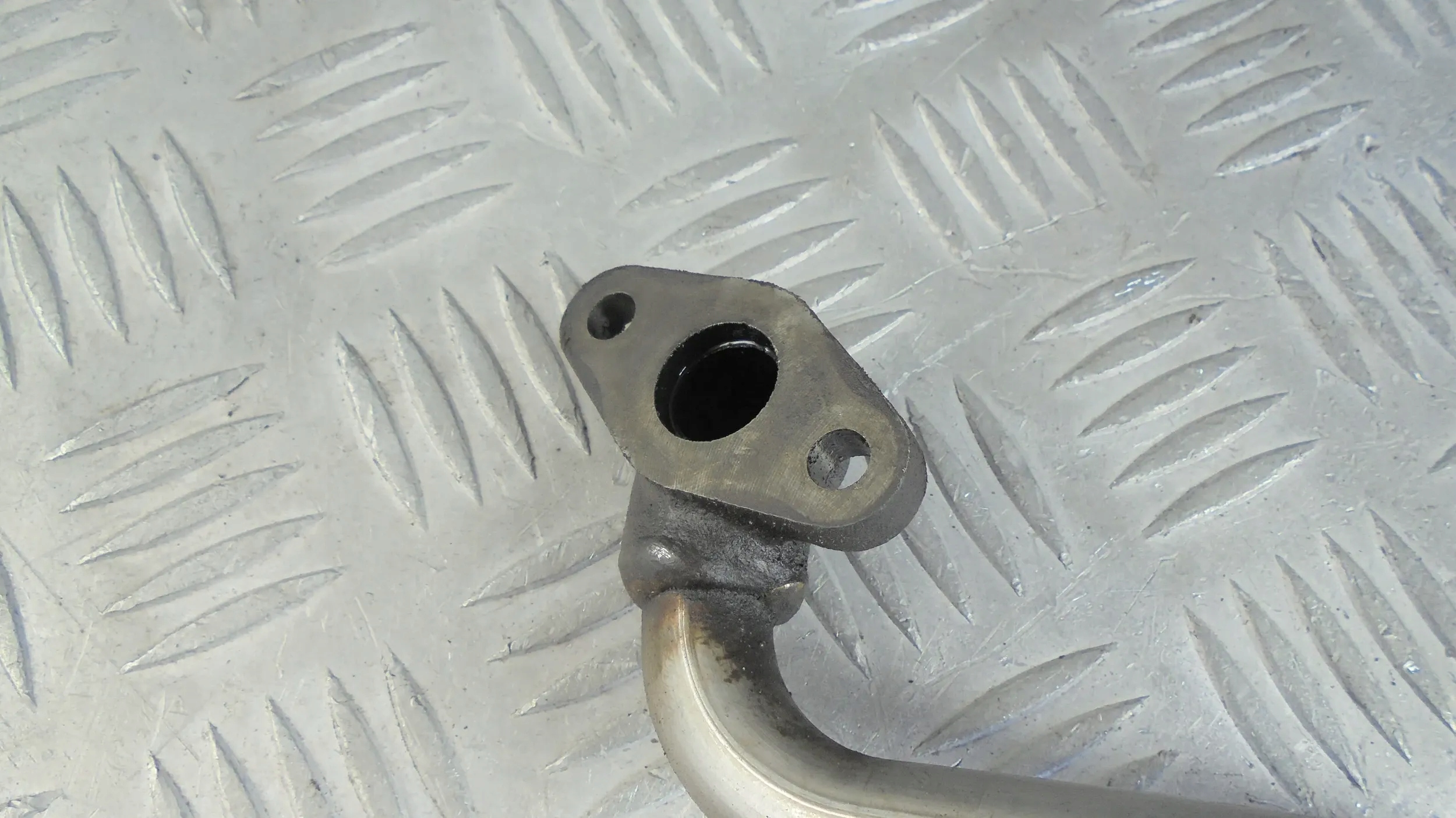 Трубка egr MAZDA 6 2.0 D 02-06
