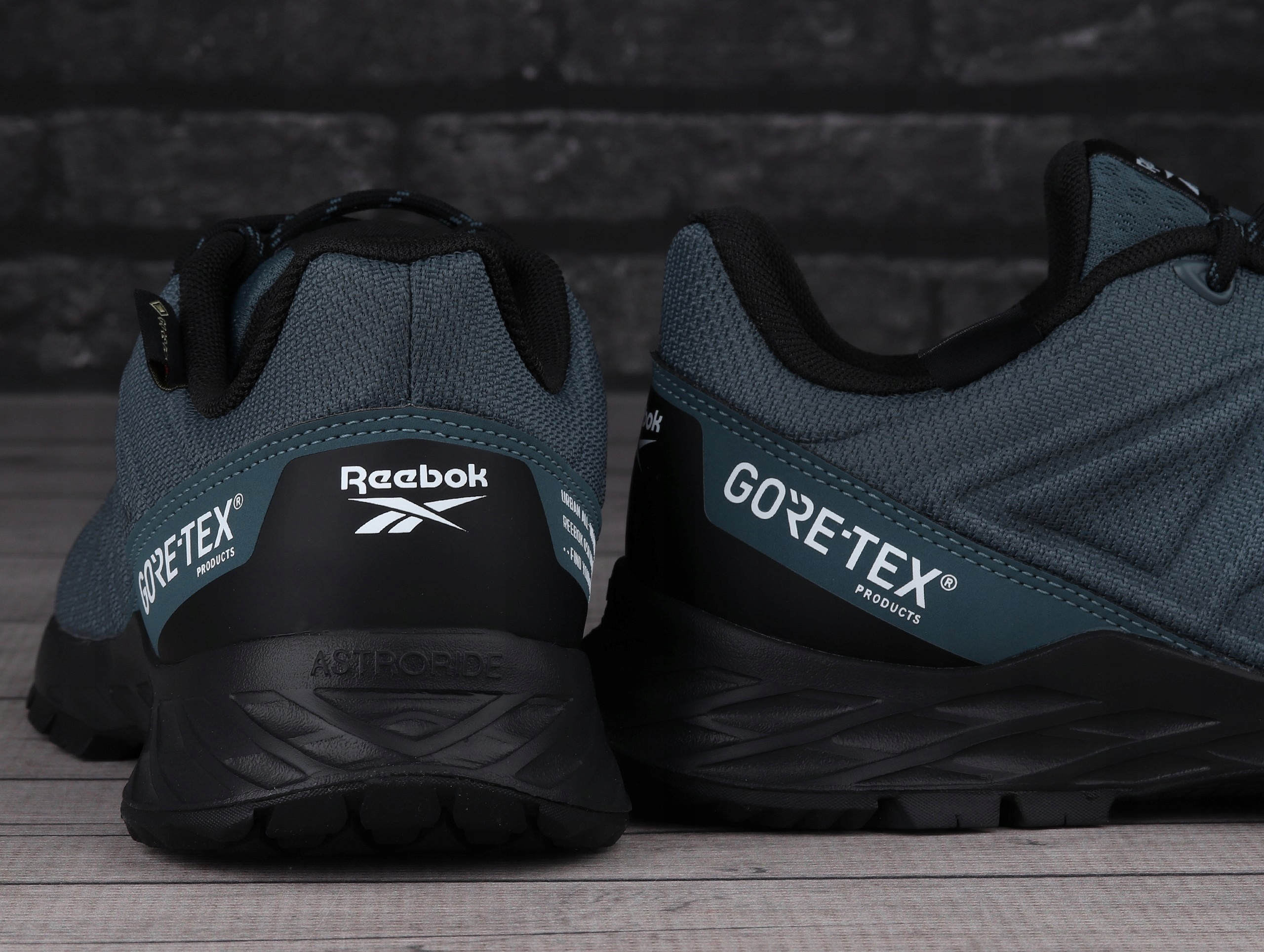 Buty męskie Reebok ASTRORIDE TRAIL 2.0 GTX Model NA TRENING TRENINGOWE GORE-TEX 44 42 45