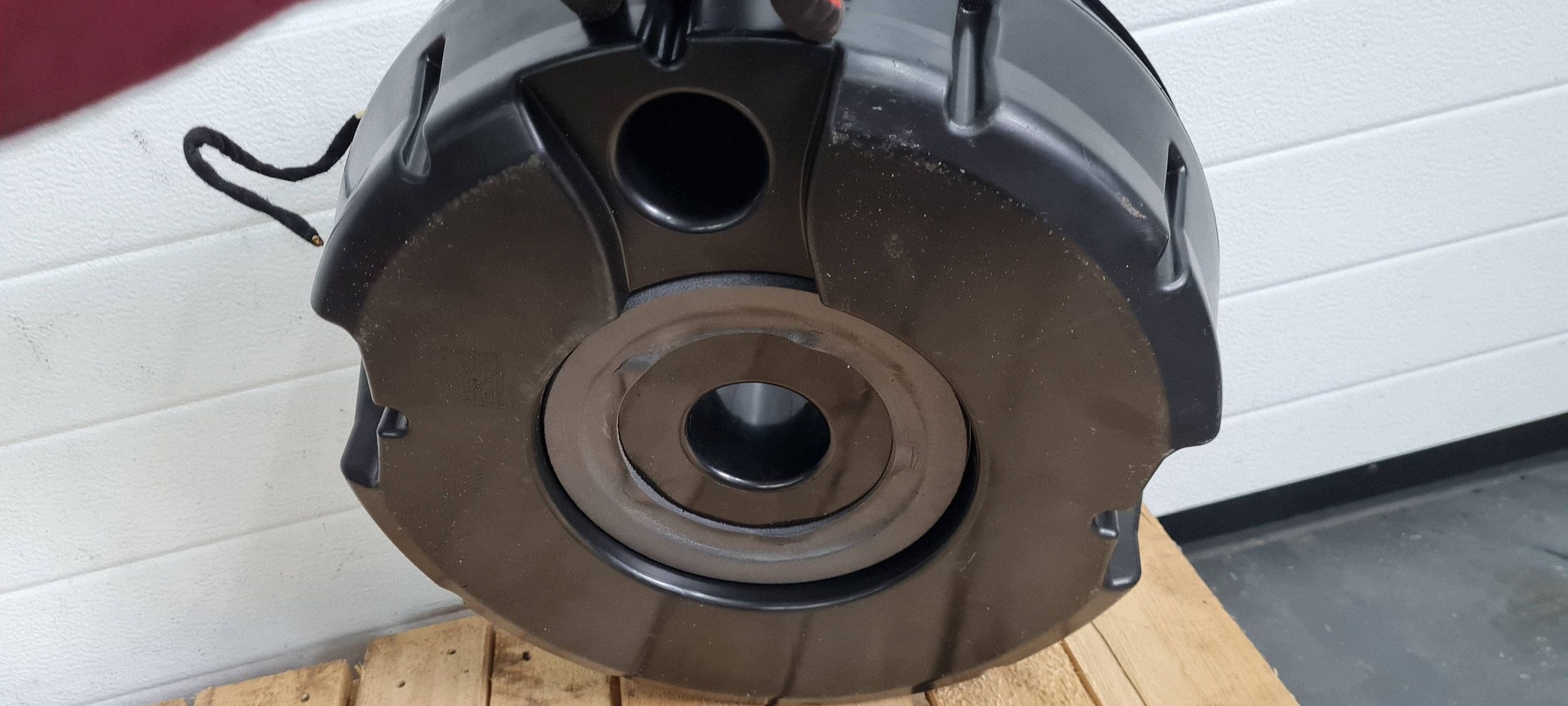 Q5 8R LIFT speaker SUBWOOFER subwoofer BASOWY boot 8R0035382