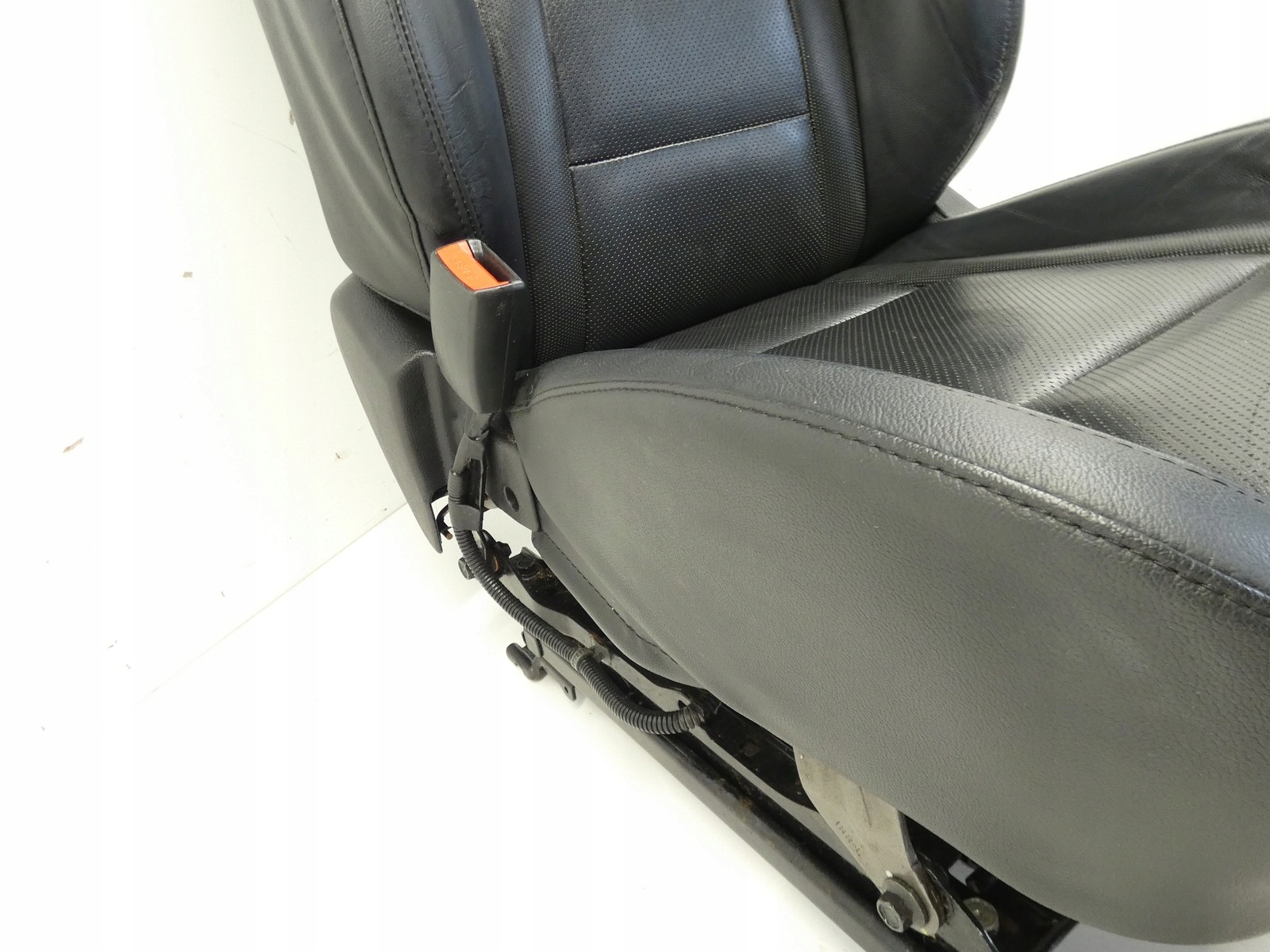 seat left front front driver´s SKORZANY MAZDA CX-5 electrical