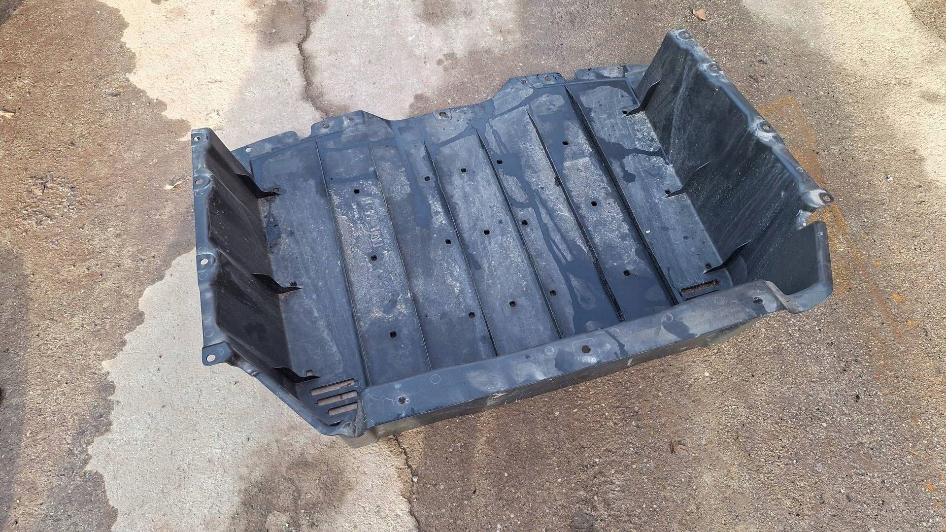 cover sump chassis MAZDA MX30 MX-30 2.5 SKYACTIV DN4E-563Y1