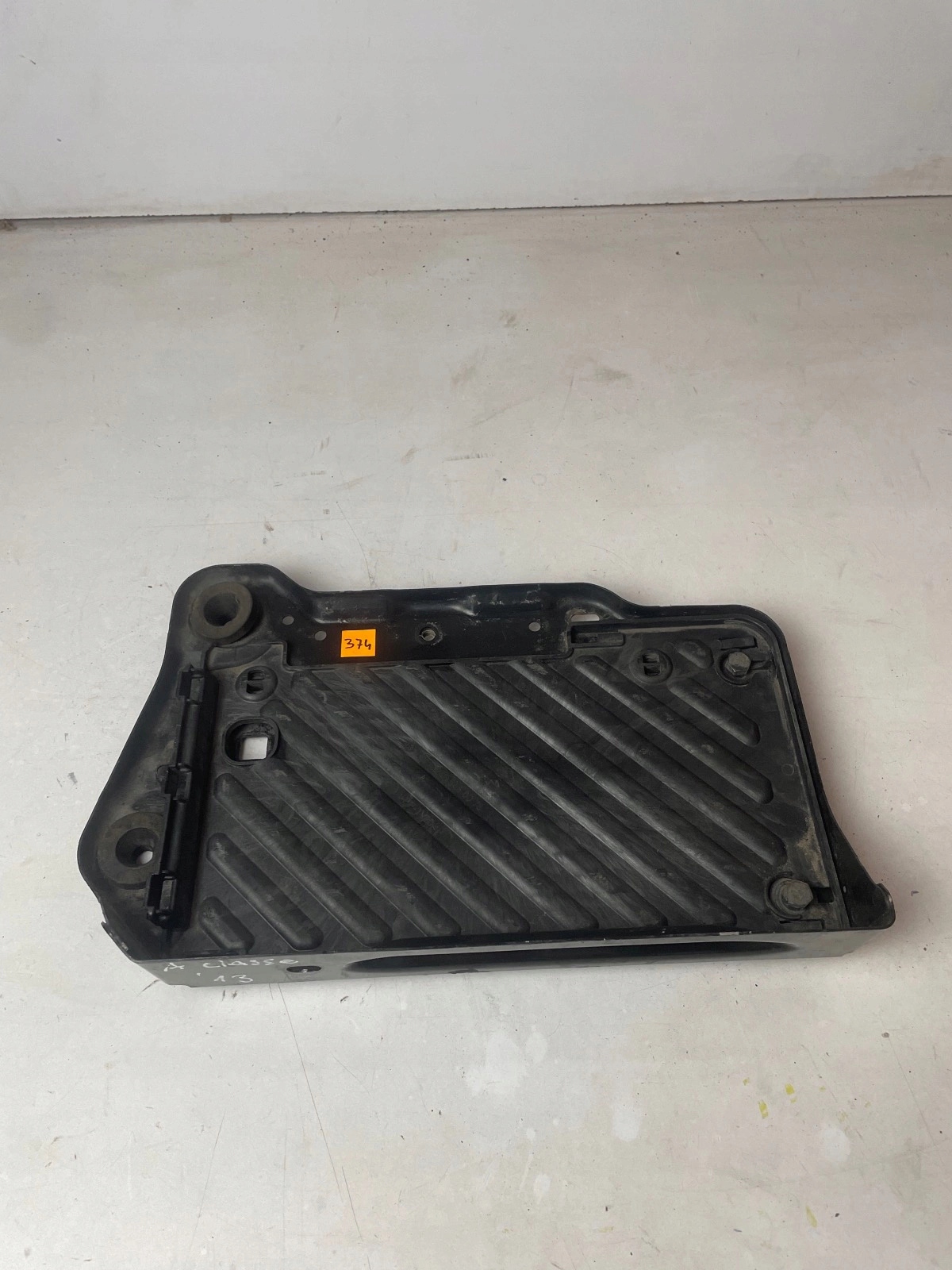 držač akumulatora Mercedes W246 W176