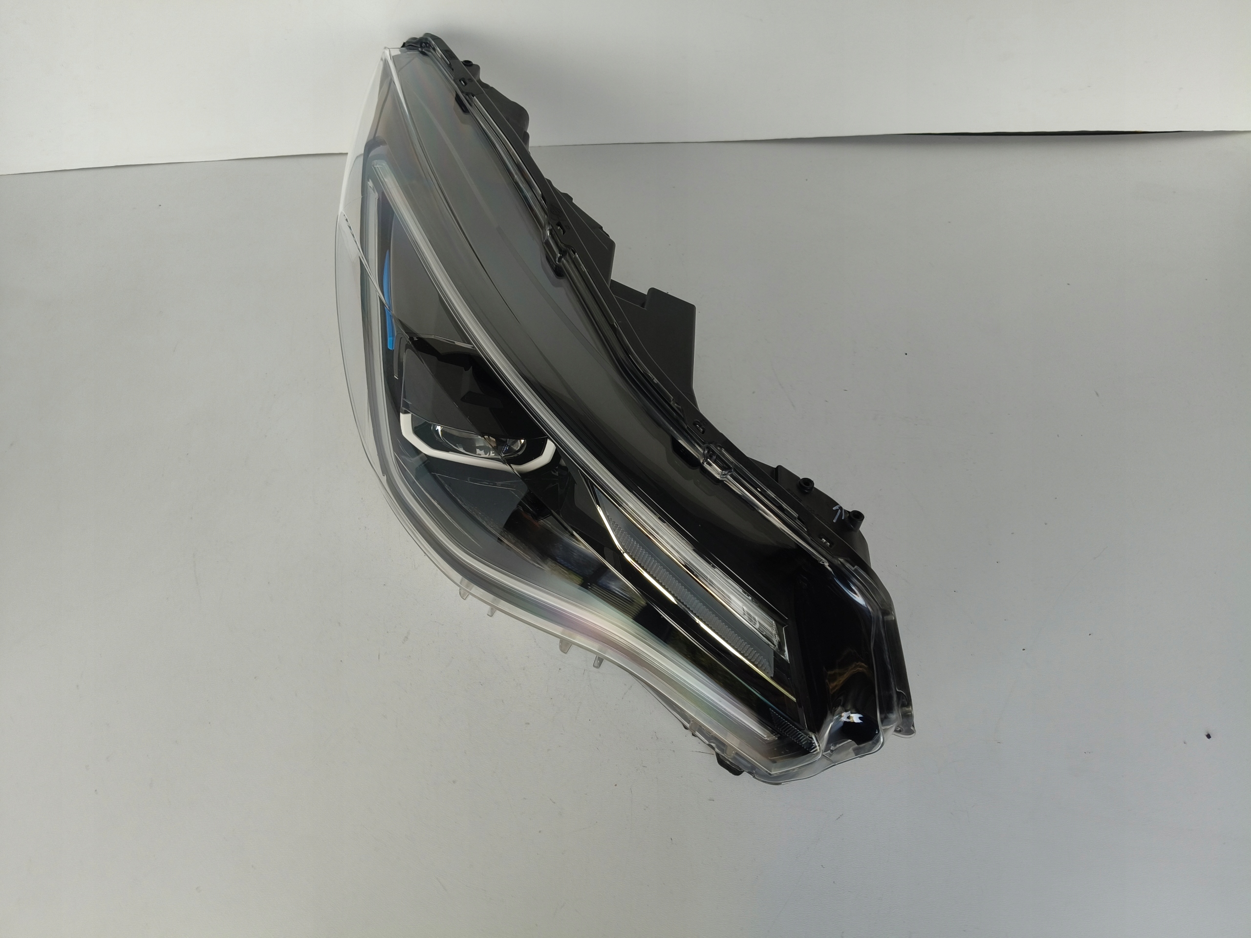 light right REFLEKTOR RENAULT ZOE II 19- FULL LED