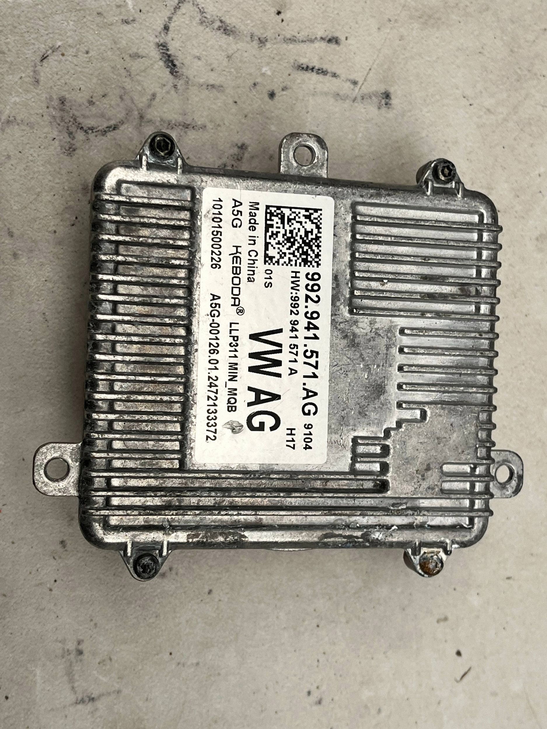 control unit LED REFLEKTORA VOLKSWAGEN GOLF VIII 992941571AG @M