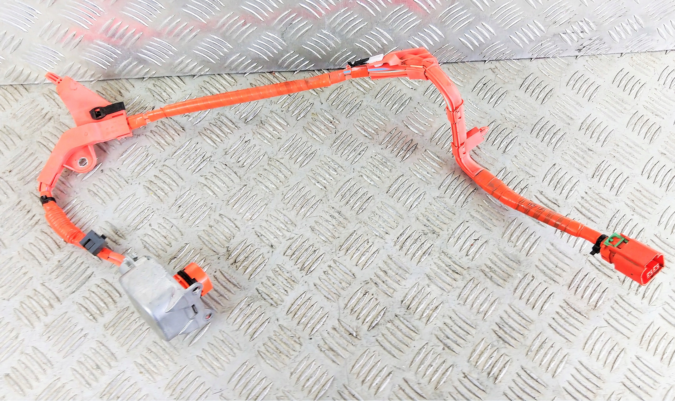 TOYOTA C-HR CHR 16 PRZEWÓD DO SPRĘŻARKI 1.8 2ZR