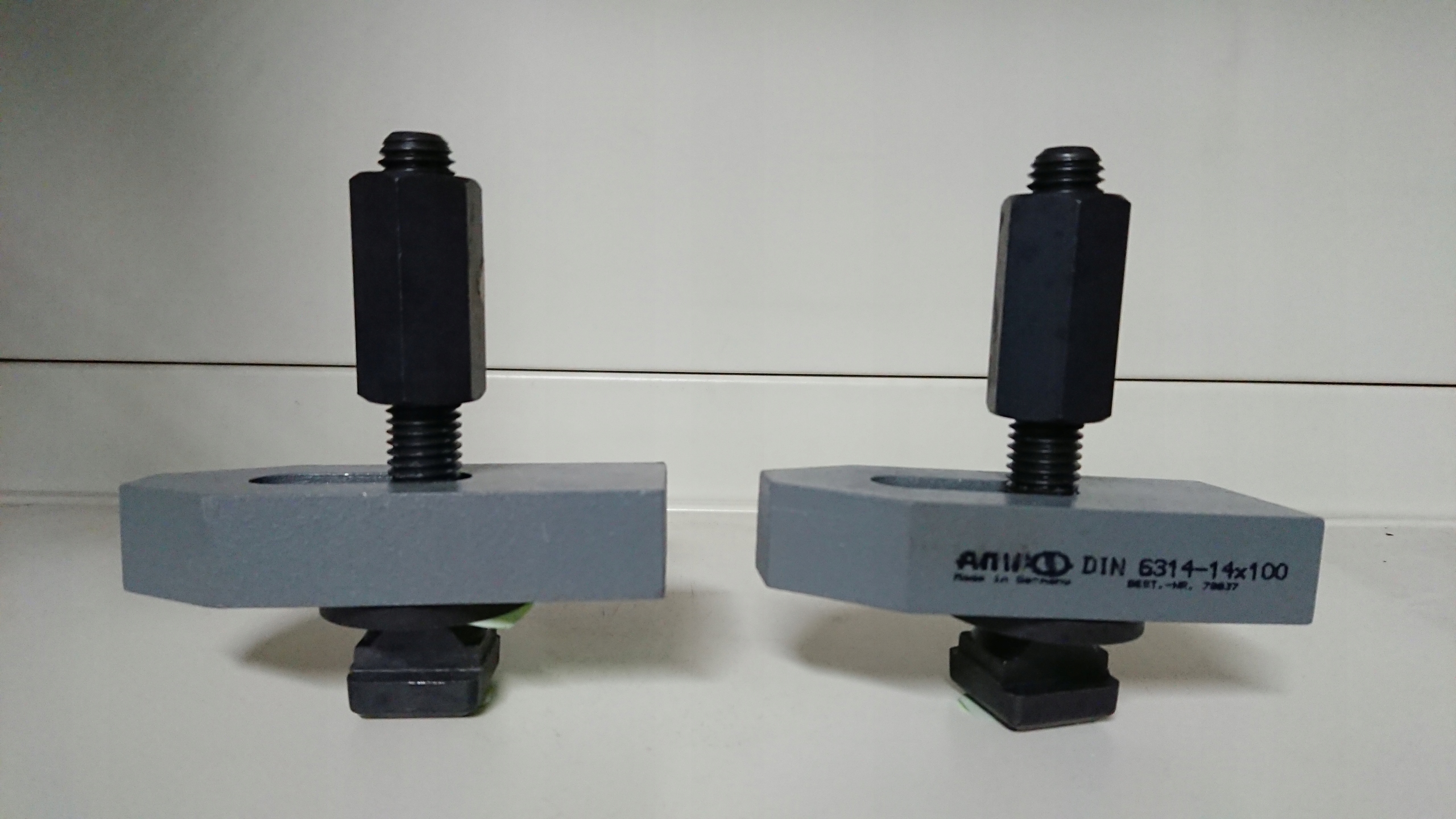 НАБОР КРЕПЕЖНЫХ ЭЛЕМЕНТОВ