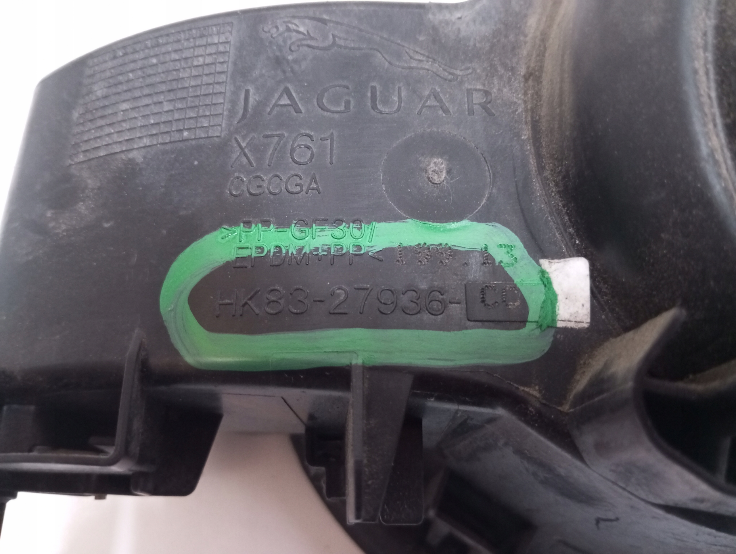 Tankklappe des Kraftstoffsbehälters JAGUAR F PACE HK83-27936-CD