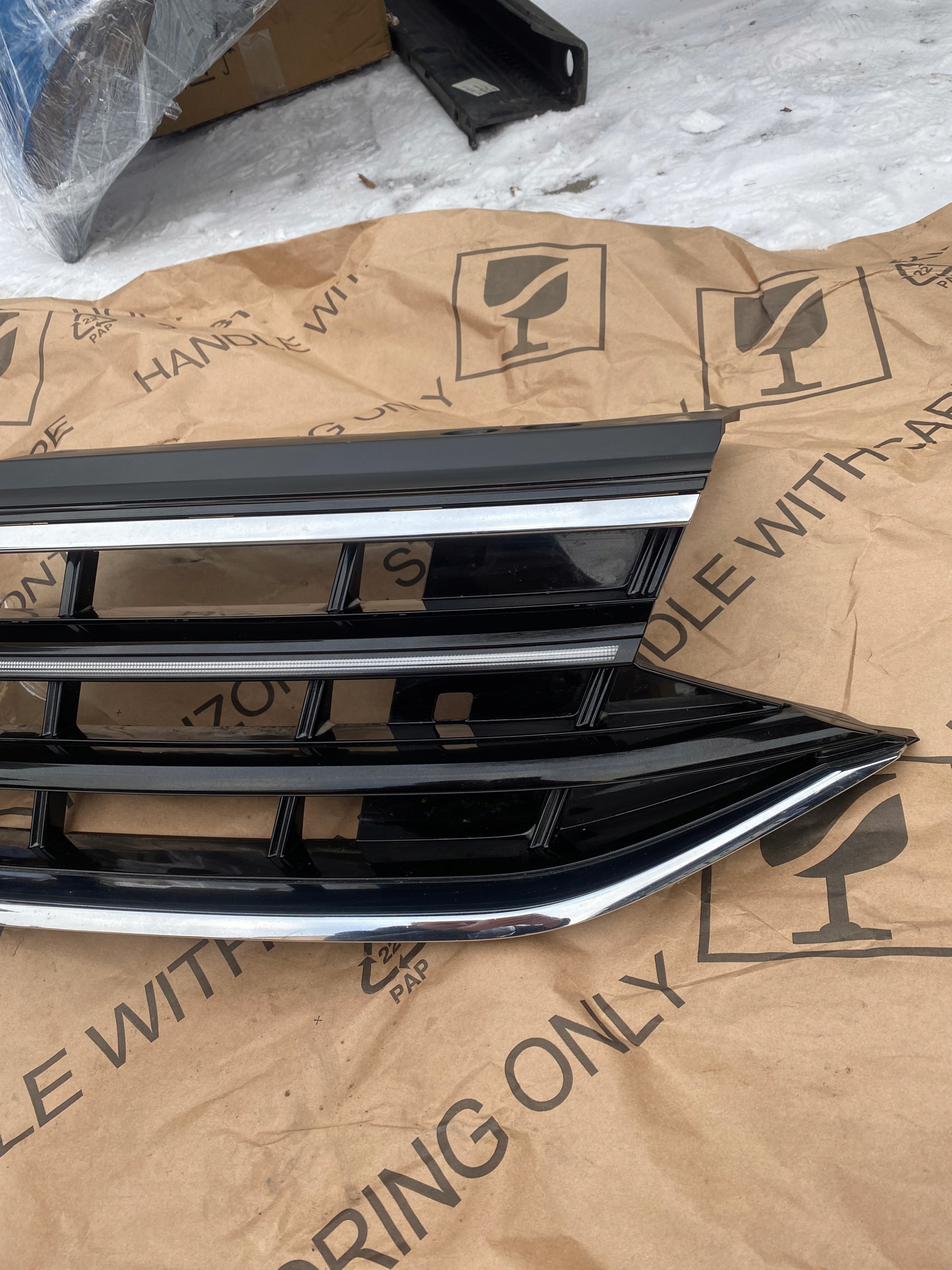 VW TIGUAN II LIFT R-LINE GRILL ATRAPA ZDERZAKA LED ALLSPACE Typ samochodu 4x4/SUV Samochody osobowe