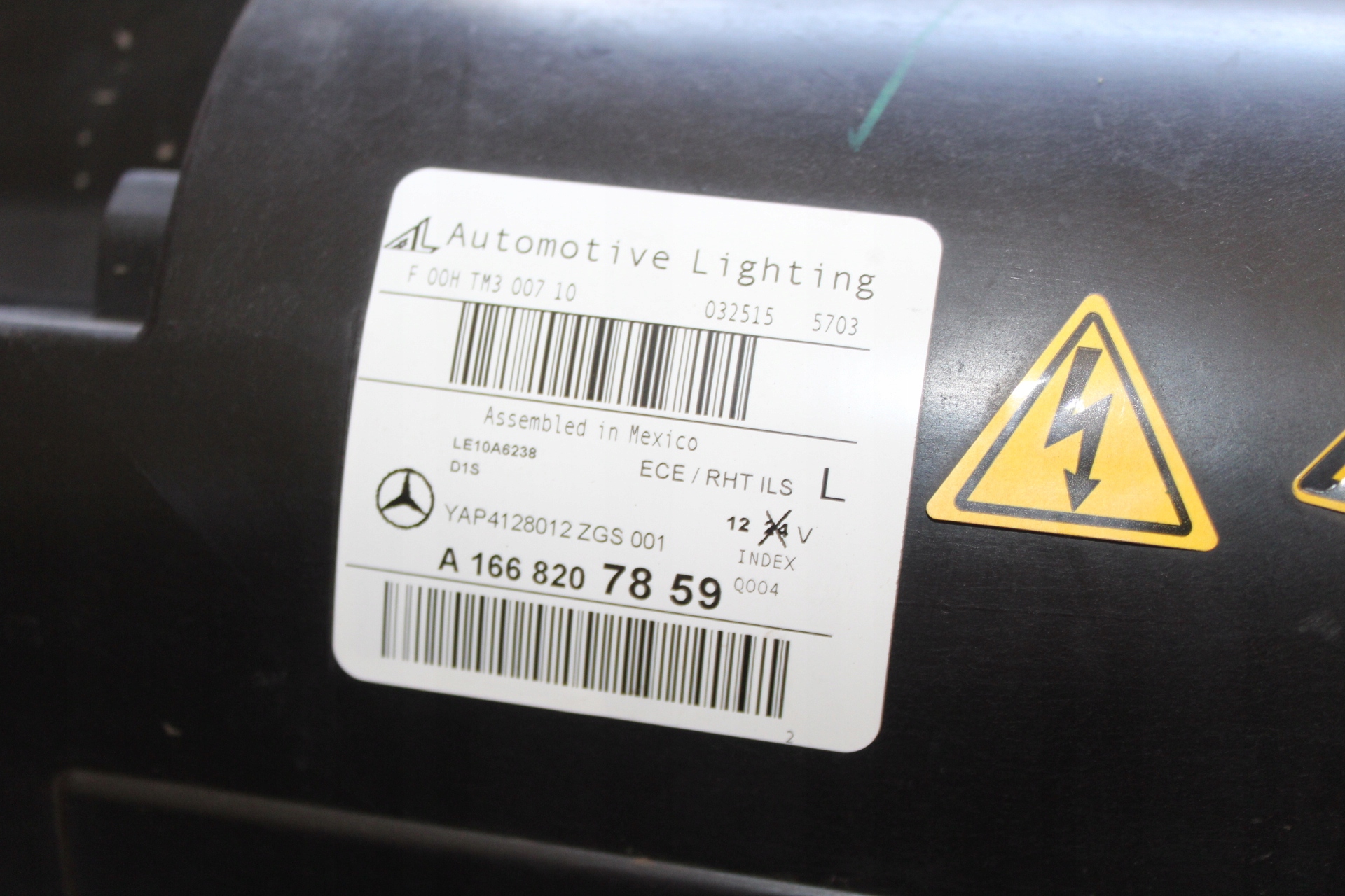 Reflektory lampy przód komplet Mercedes GLE ML 166 Producent części Mercedes-Benz OE