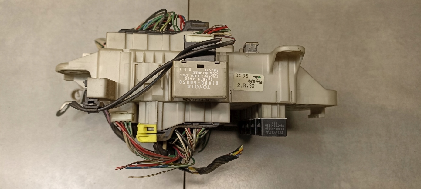 Module fusibles TOYOTA RAV 4 II D4D
