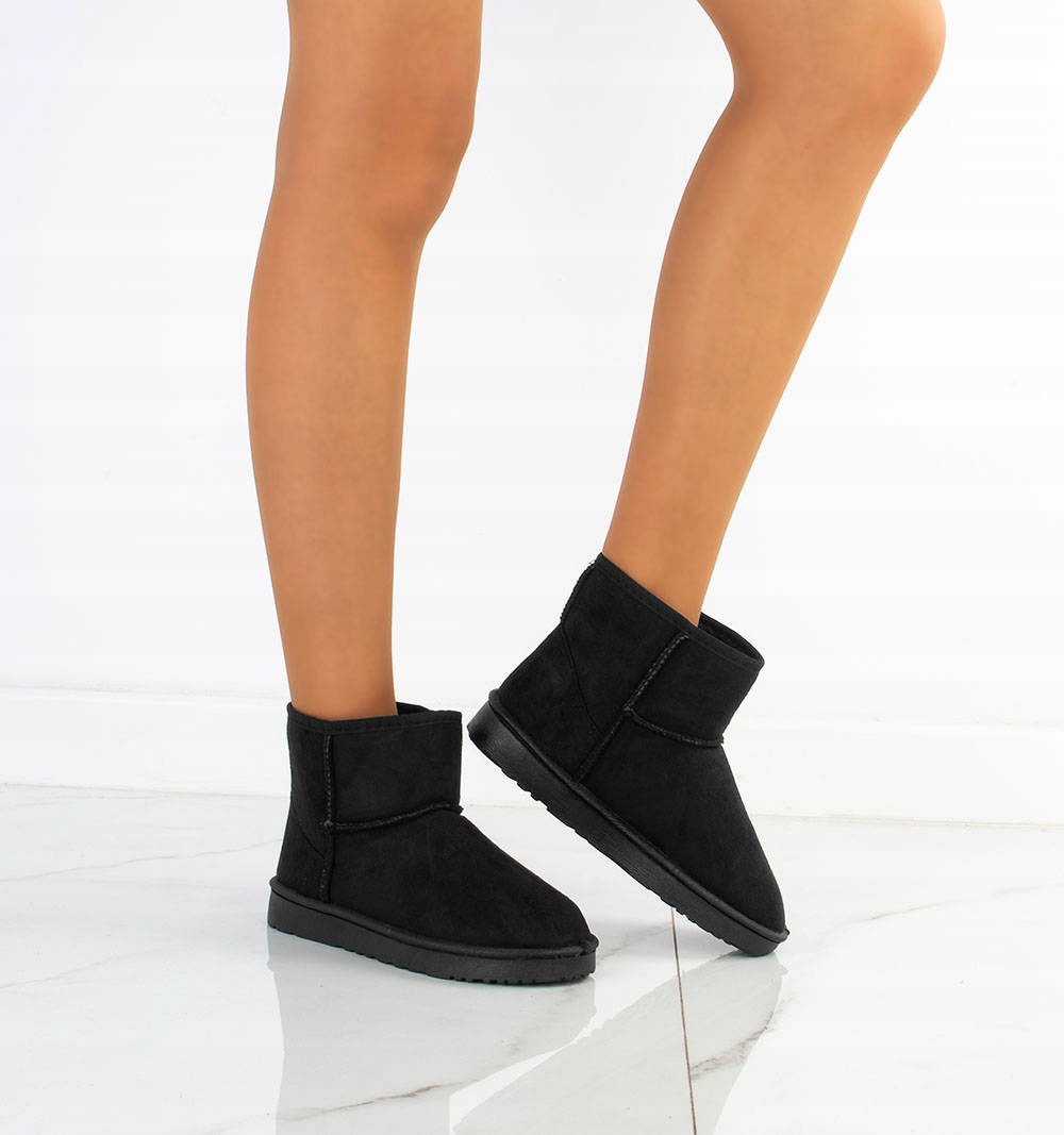 6904 CZARNE OCIEPLANE ZAMSZOWE ŚNIEGOWCE BOTKI 41 Cechy dodatkowe brak