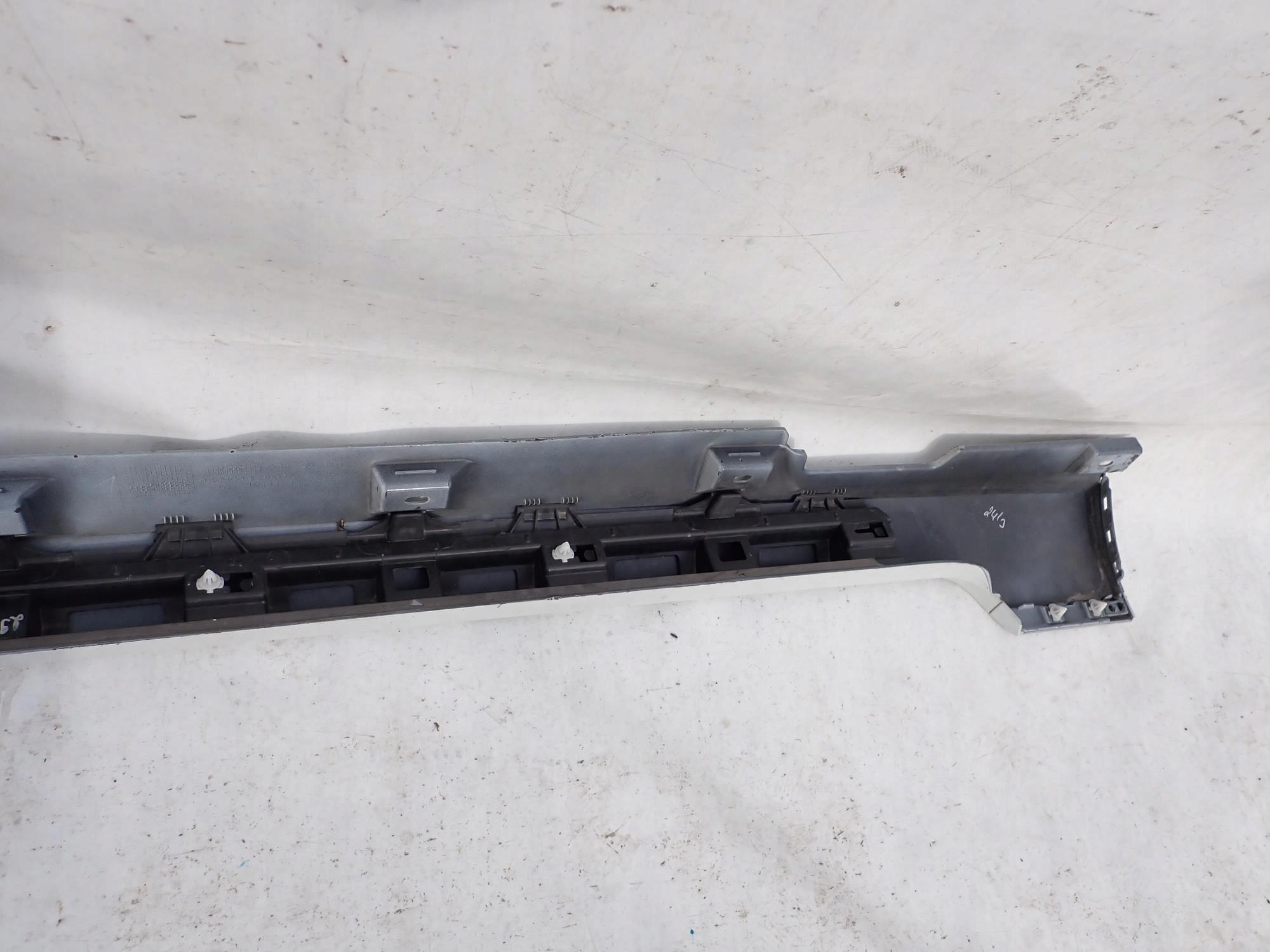 VW PASSAT B8 14-23 threshold left moulding threshold left