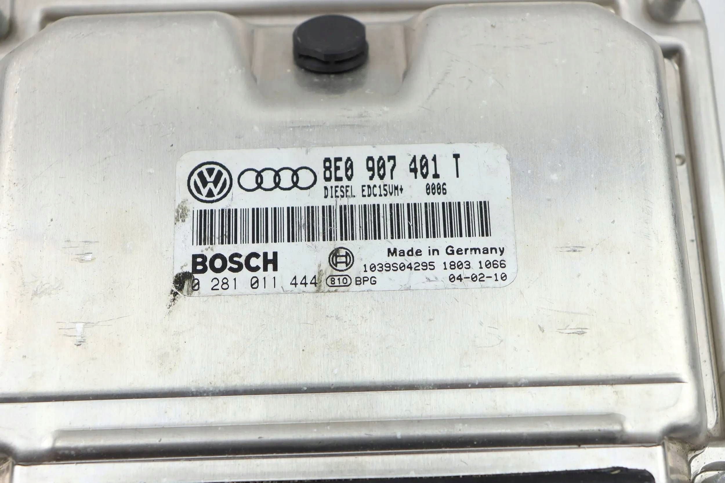 SKODA SUPERB e VW PASSAT B5 computer Motore 2.5 TDI 8E0907401T 0281011444