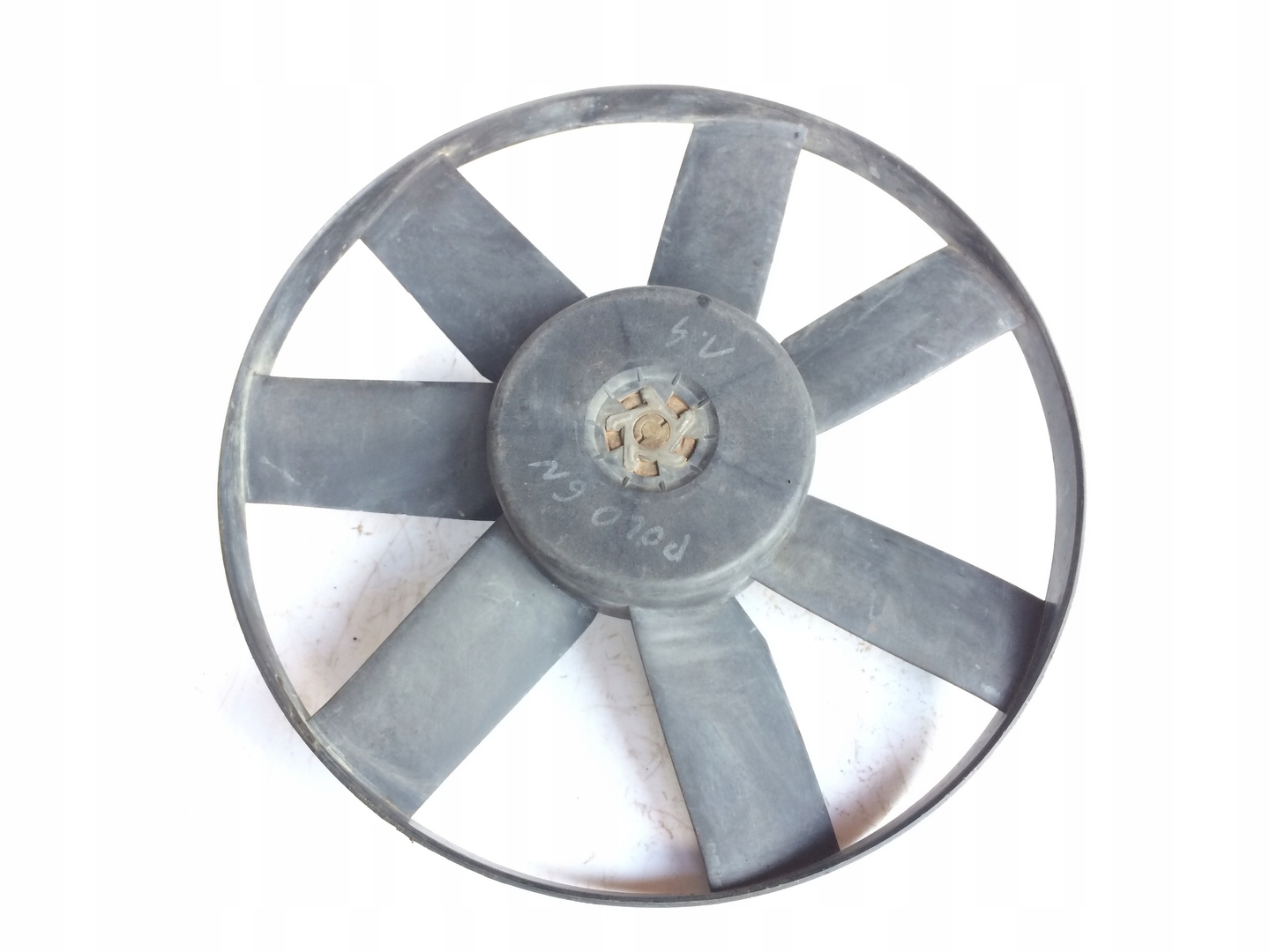 ventilátor chladiče VW POLO 130107282 VW
