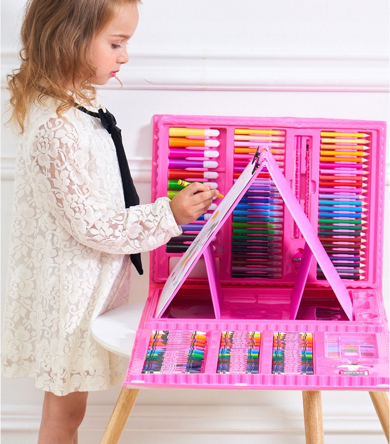 Zestaw artystyczny do malowania 208 el w walizce Marka Leopard