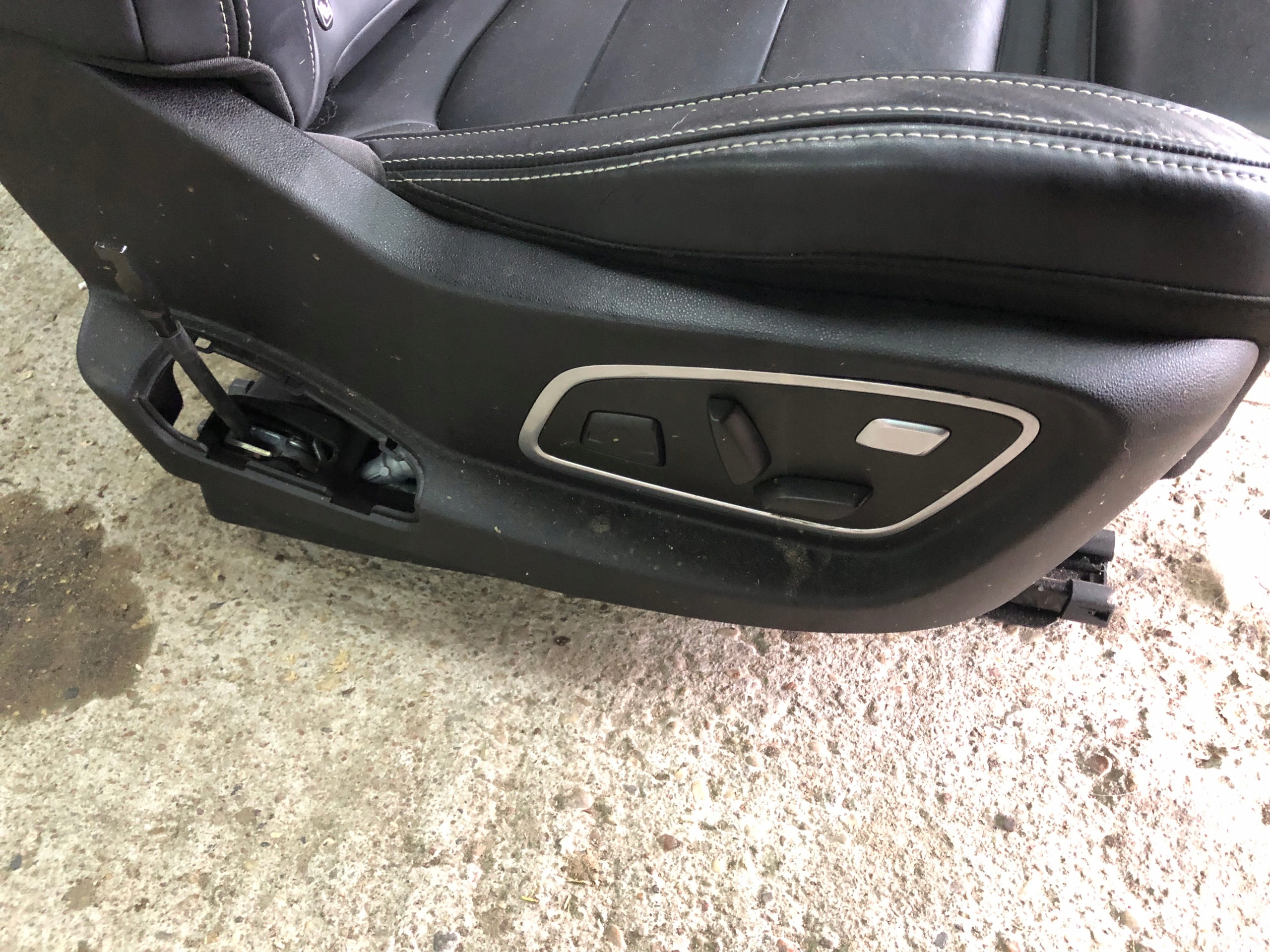 renault SCENIC IV кресла комплект