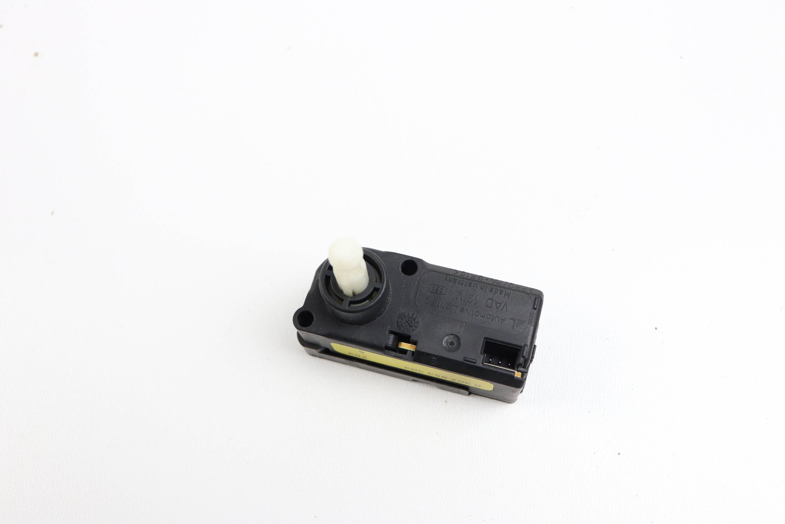 AUDI A6 C5 mini motor control lights front 0307853303 EUROPA