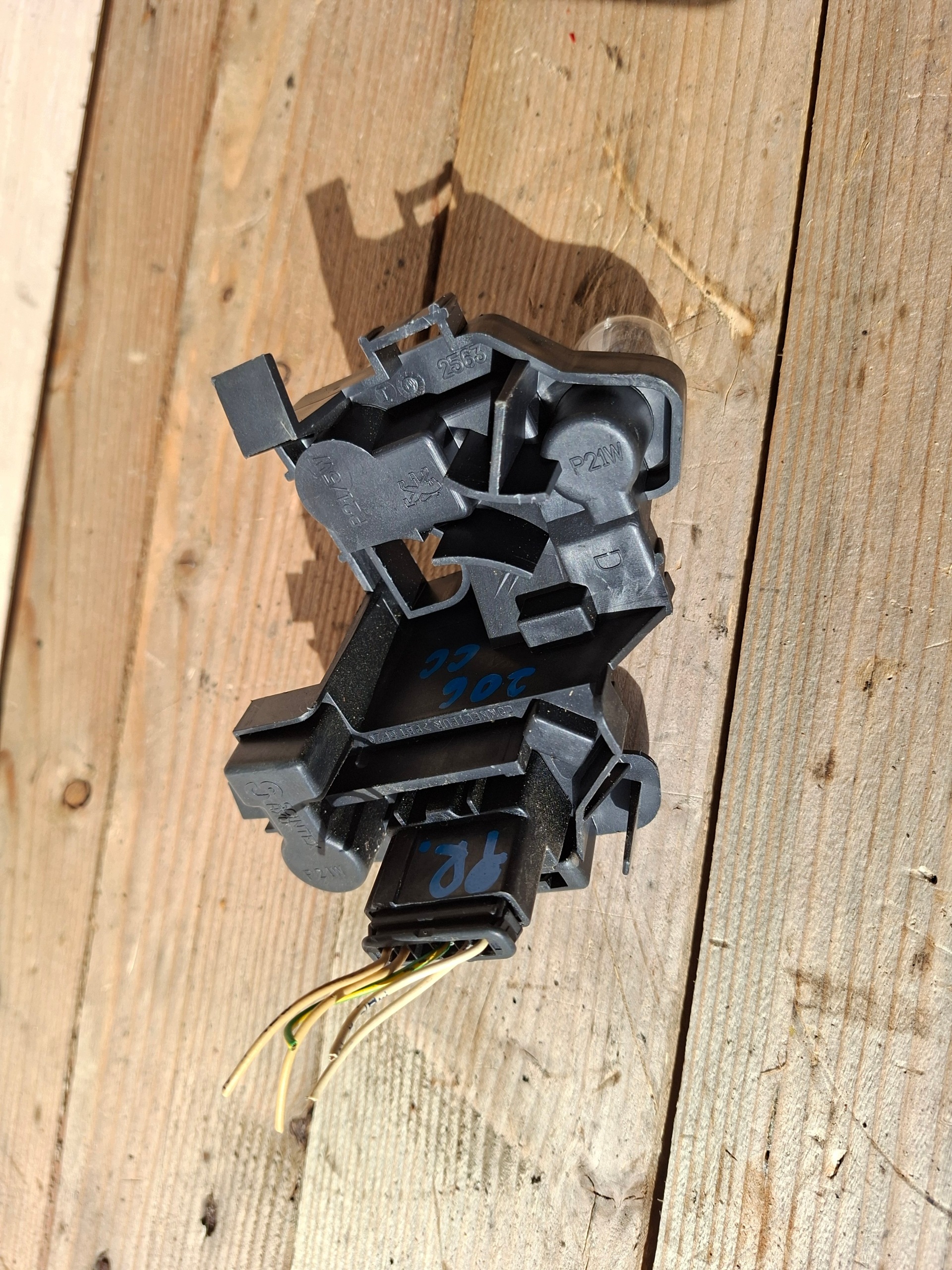 wklad light rear part rear peugeot 206 cc right