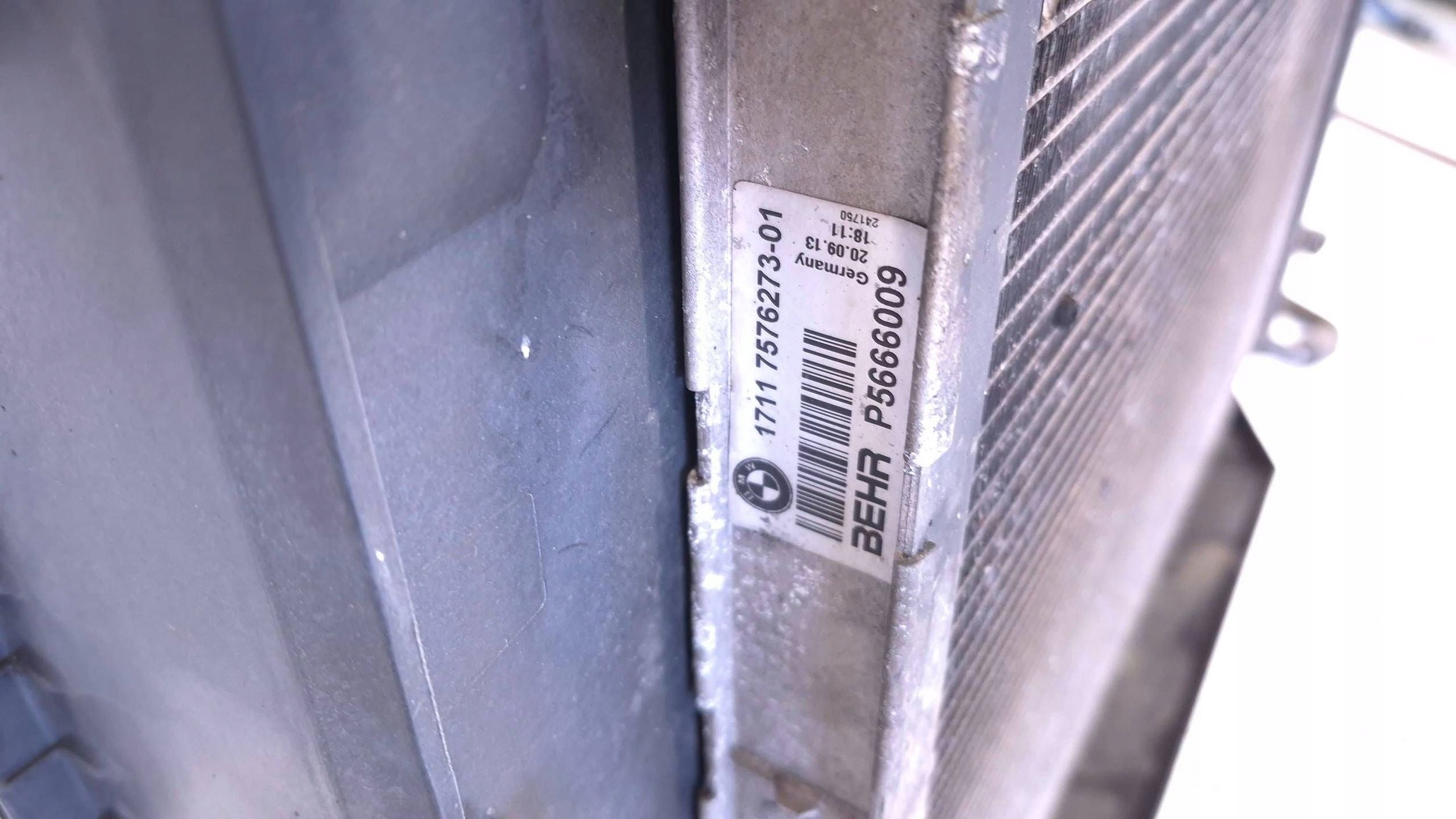 KOMPLET chladiče ventilátor BMW X6 E71 M50D 381KM 14r