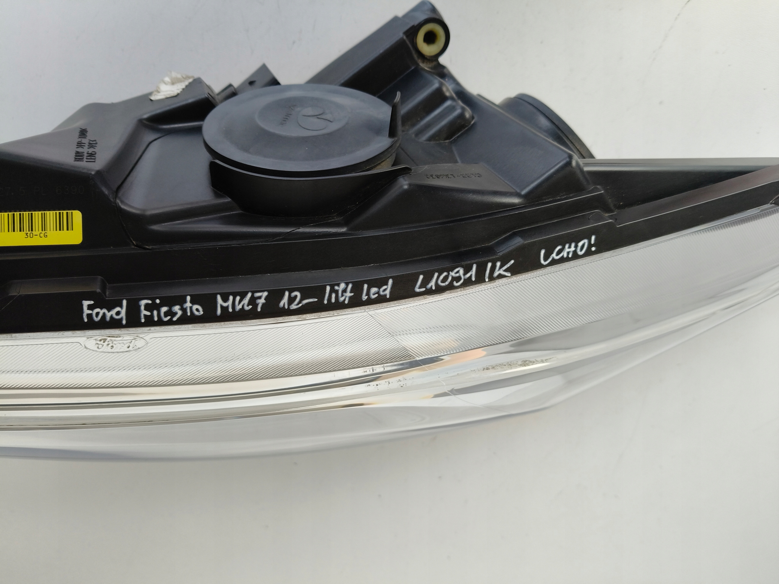 light left REFLEKTOR FORD FIESTA MK7 12- LIFT LED