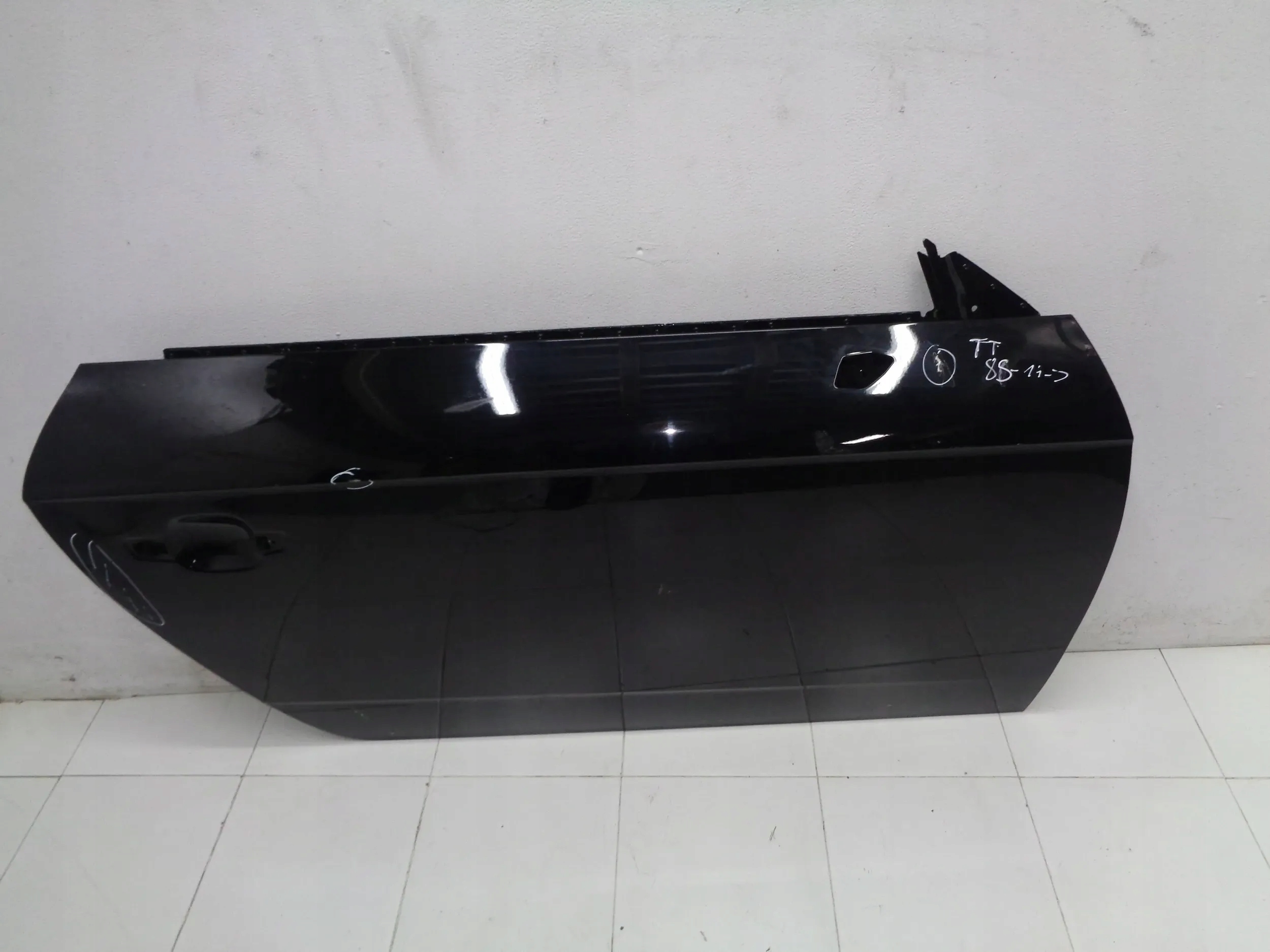 AUDI TT 8S DOOR RIGHT UNPROTECTED 14R