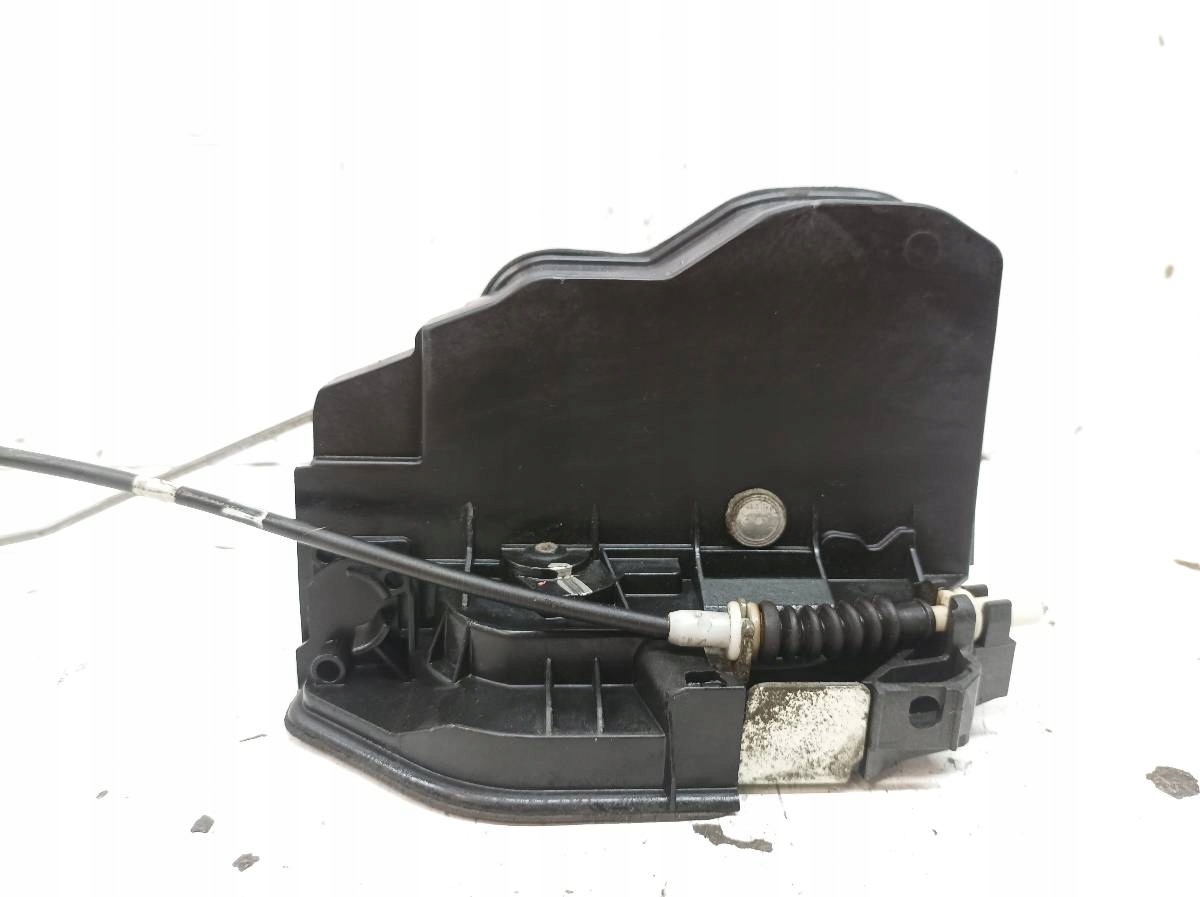 lock door right front E63 7167068 Bmw Seria 6 II (2003-2010) E63/64