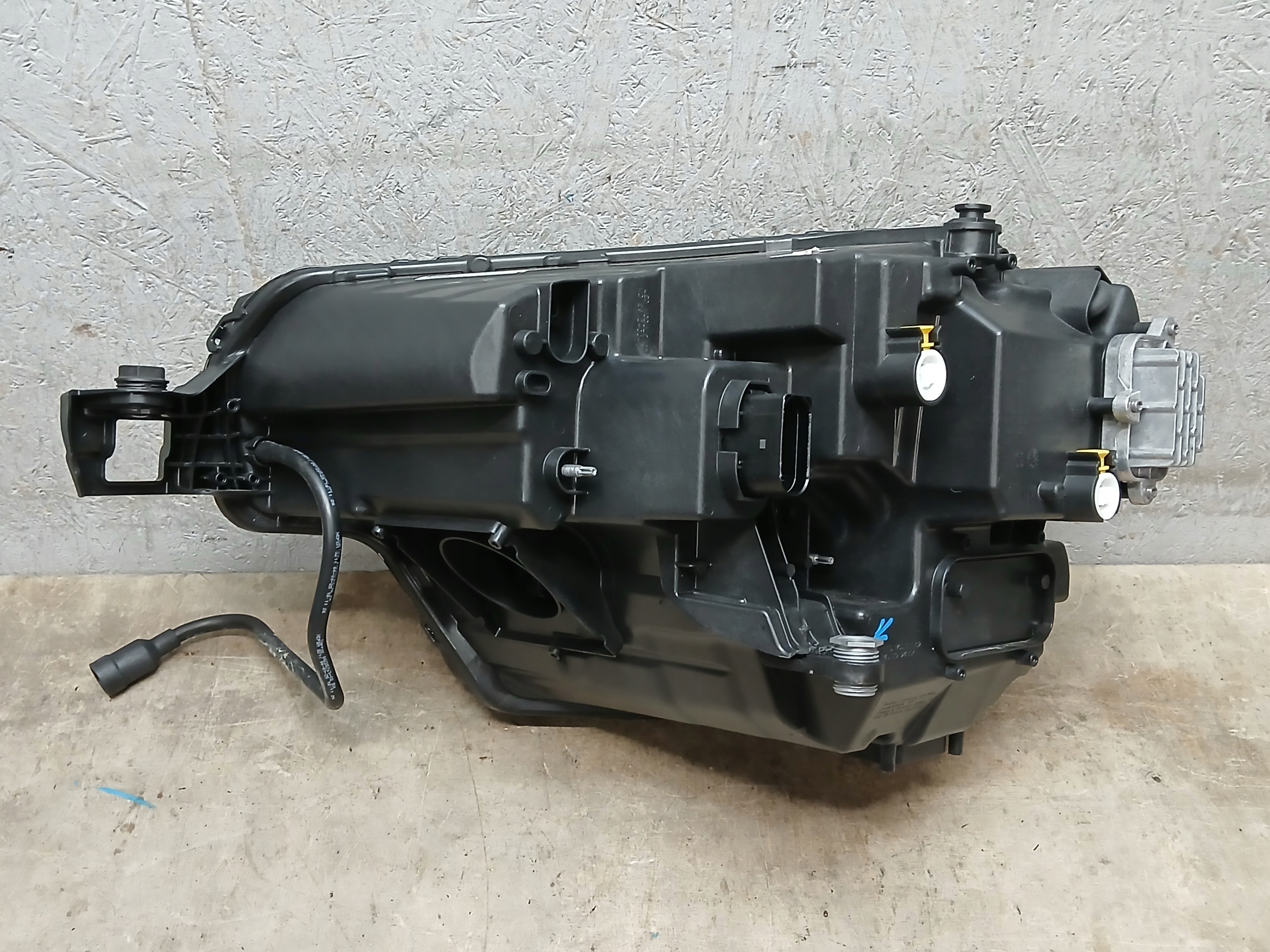 light front right SKODA KAROQ LIFT FULL LED 57B941036B