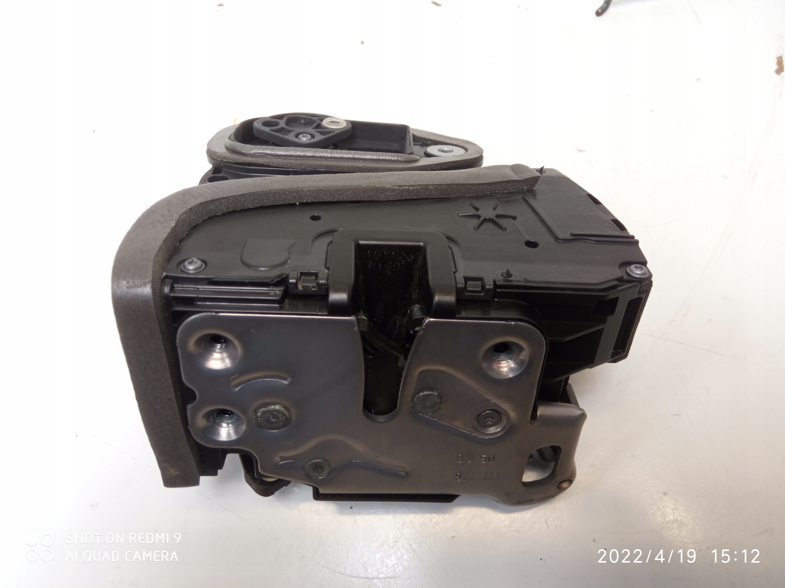 OPEL ASTRA K lock door left front 13597536
