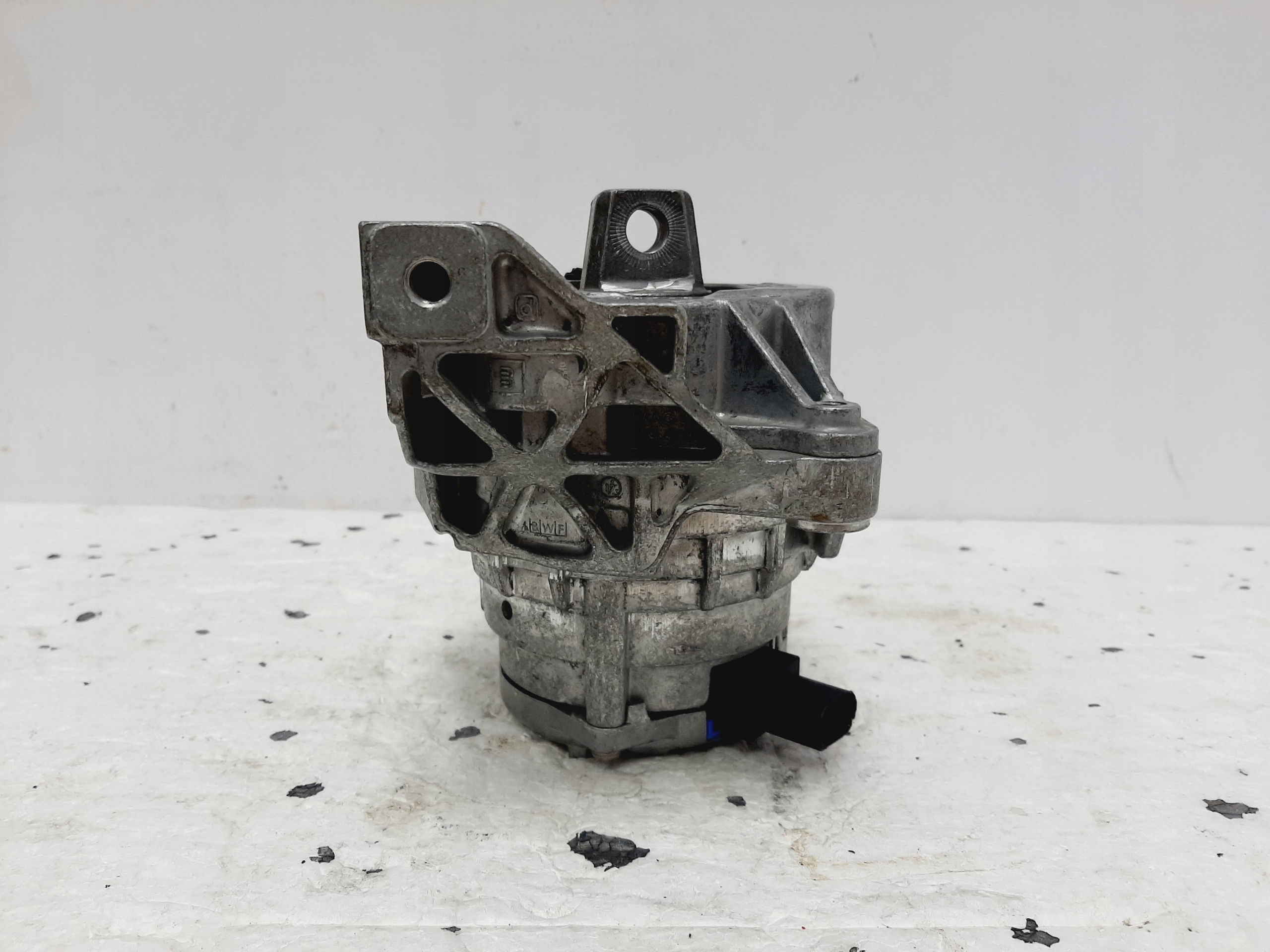 Poduszka Silnika PRAWA Audi Q7 - galeria