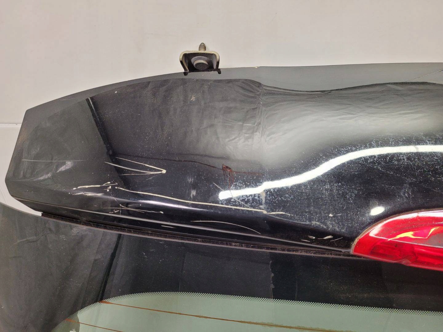 rear trunk door boot Peugeot 208 2015
