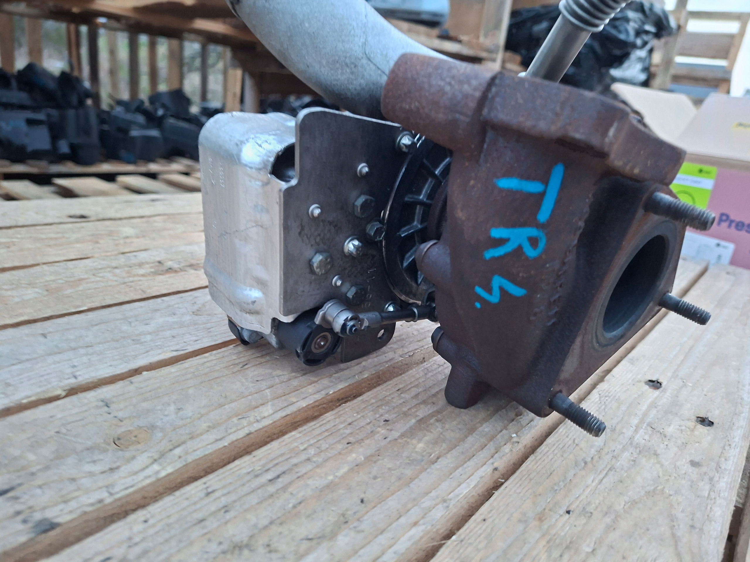 TURBINA Turbo AUDI A4 B8 A5 2.7 059145721G