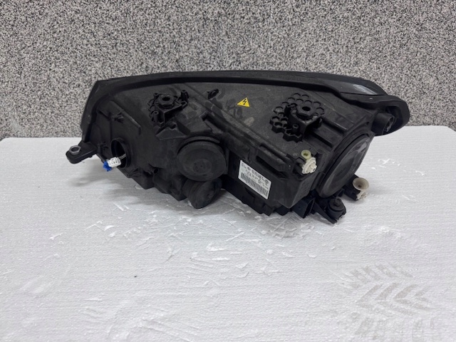 light right VW Caddy 2015- 2K Bi Xenon Led Demontaz